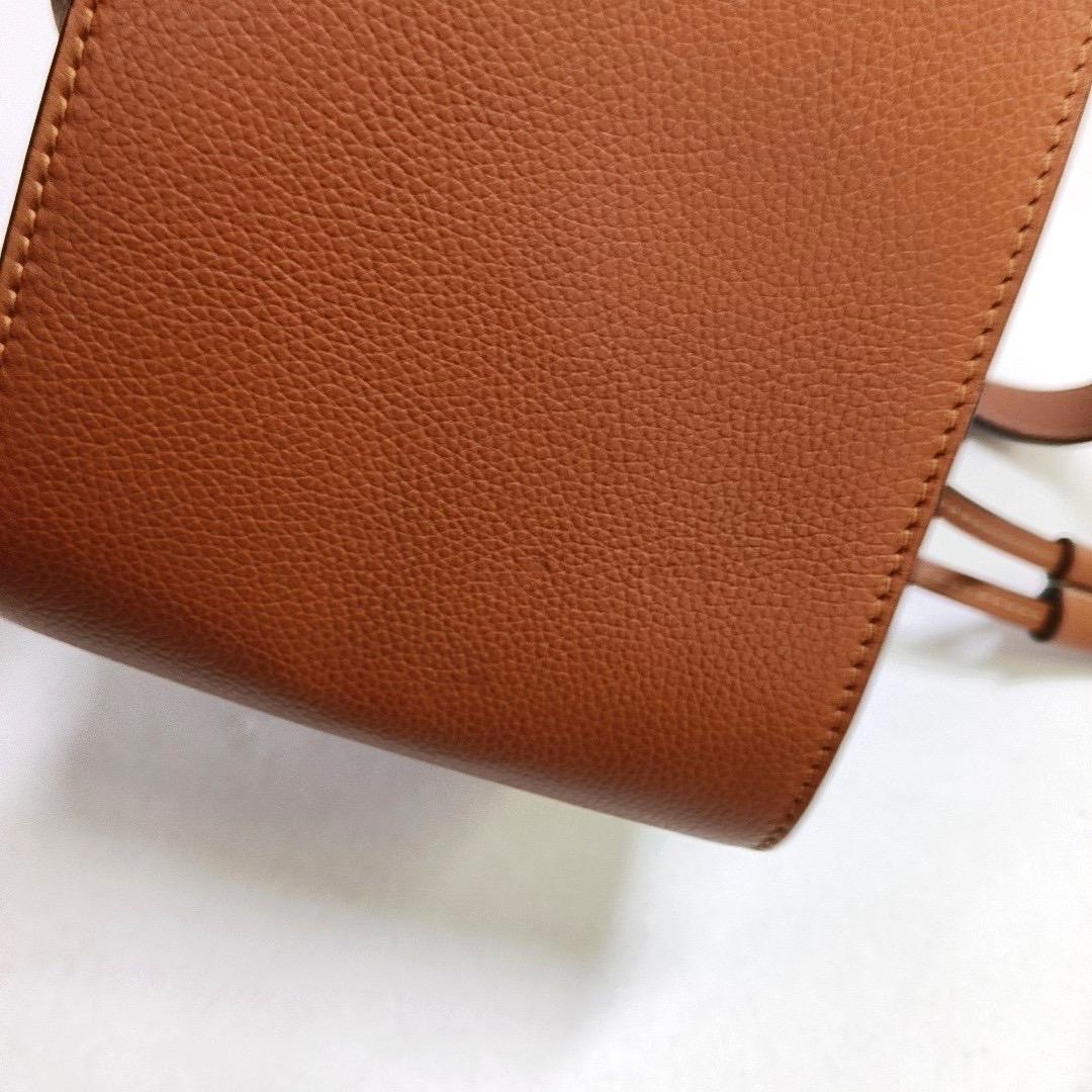 Loewe x William de Morgan Hammock Mini Tan Brown Yellow Flower Embroidery For Sale 4