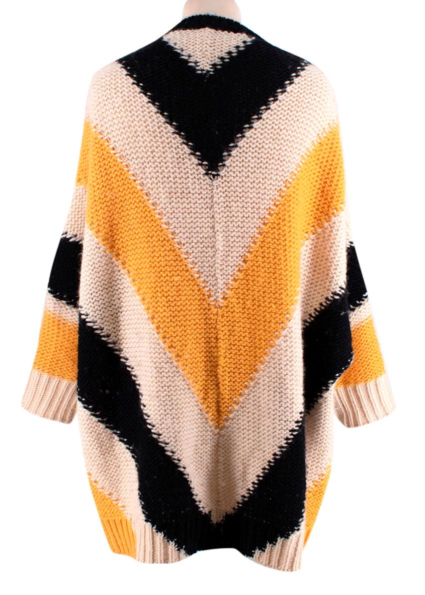 Loewe Gelb, Schwarz & Beige Chevron gestreifter Pullover in Übergröße (Orange)