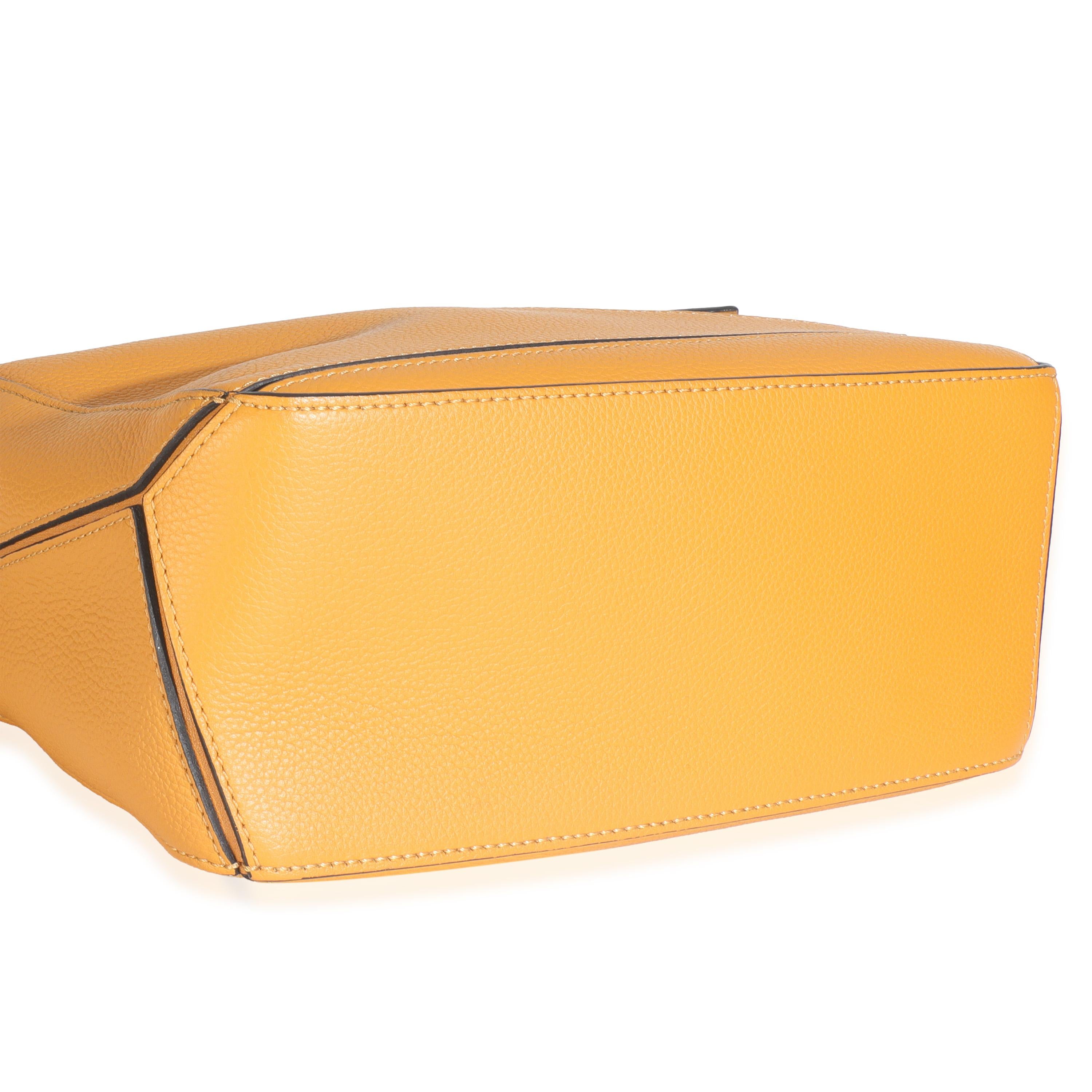 Loewe Yellow Grained Calfskin Small Puzzle Bag in vendita 2