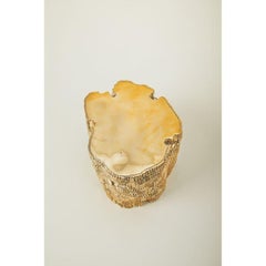 Skulpturaler Log-Hocker aus Messing – Großformat von Misaya