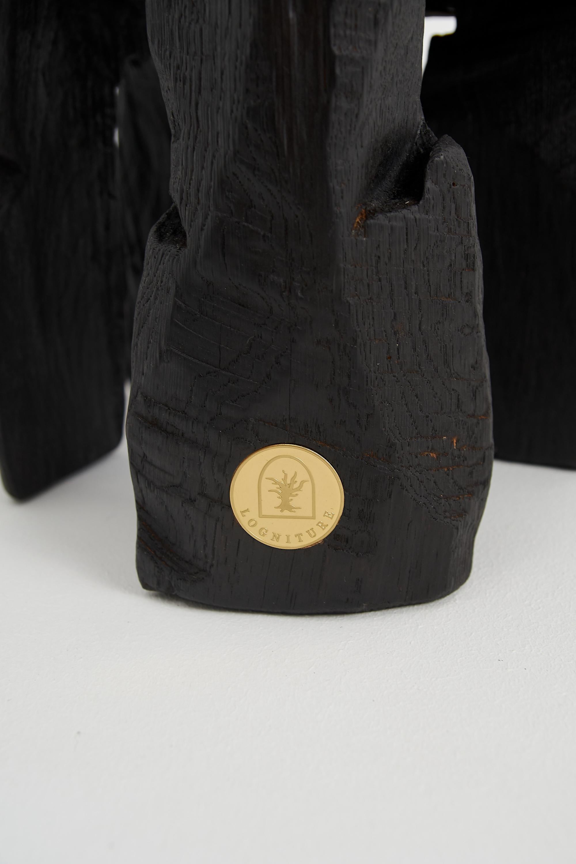 Logniture, Brutalistischer skulpturaler Hocker aus massivem gebranntem Eichenholz,  Einzigartig 1/1, Jownik im Angebot 1