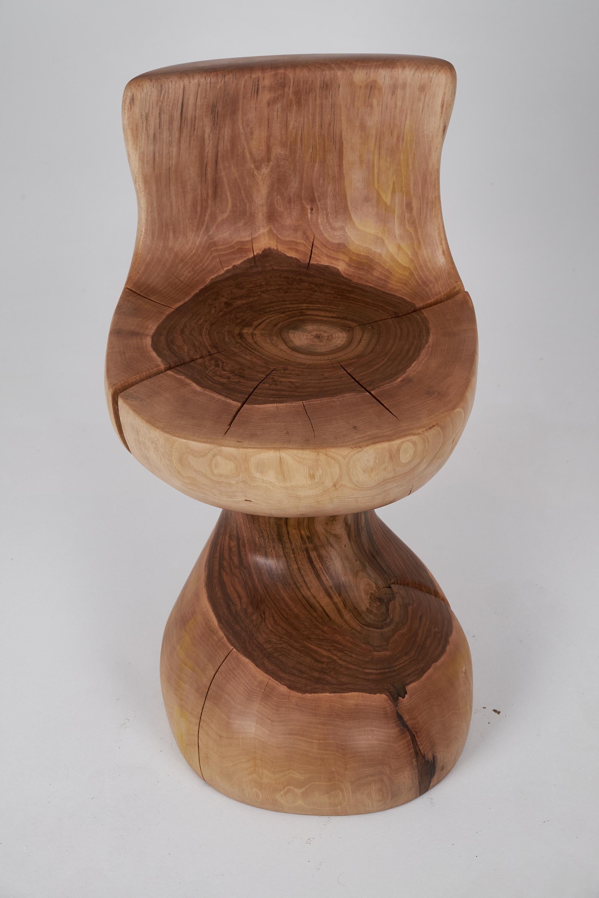 Brutalisme Logniture, chaise sculptée à partir d'une seule pièce de Wood Wood, meubles en rondins, uniques en vente