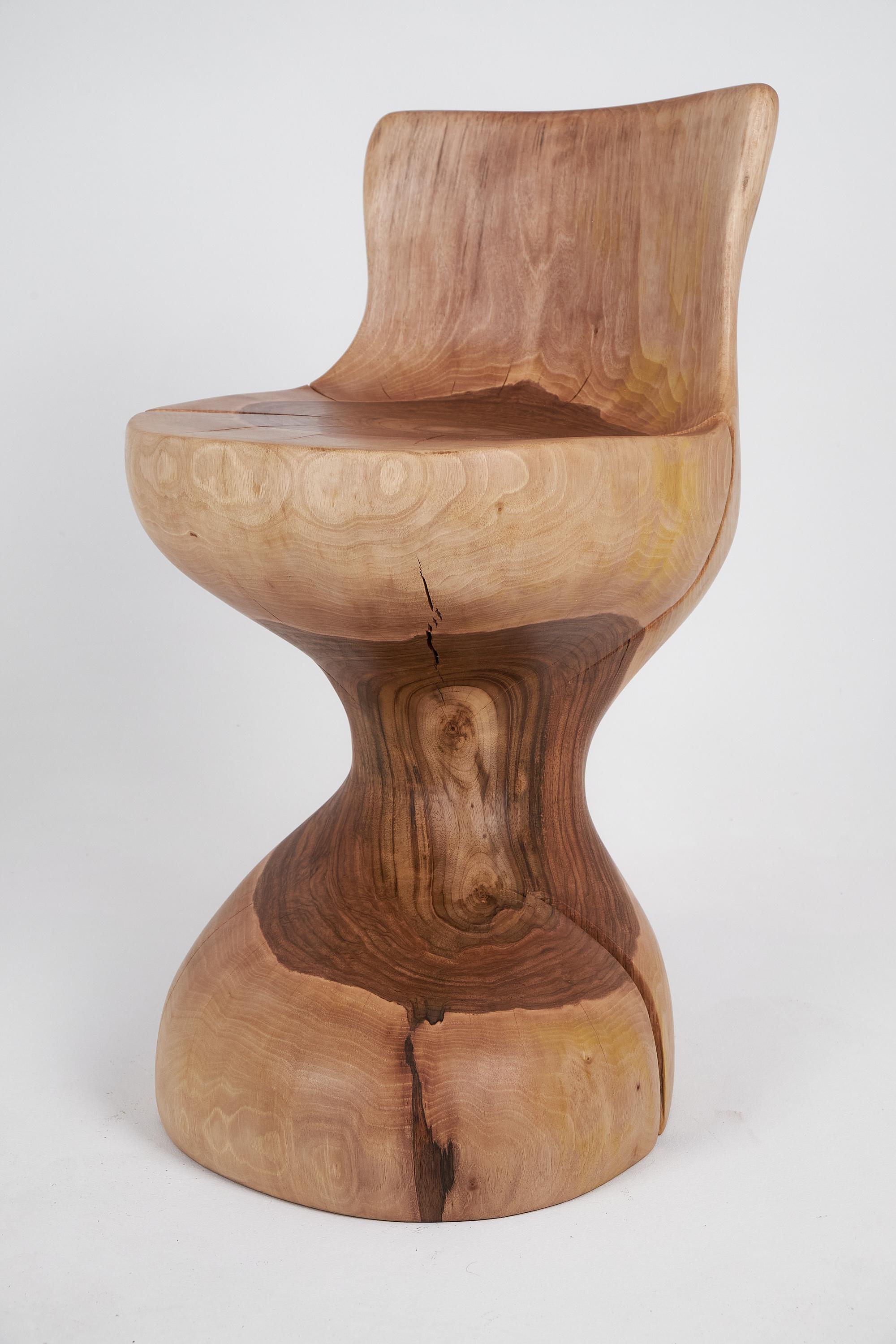Sculpté Logniture, chaise sculptée à partir d'une seule pièce de Wood Wood, meubles en rondins, uniques en vente