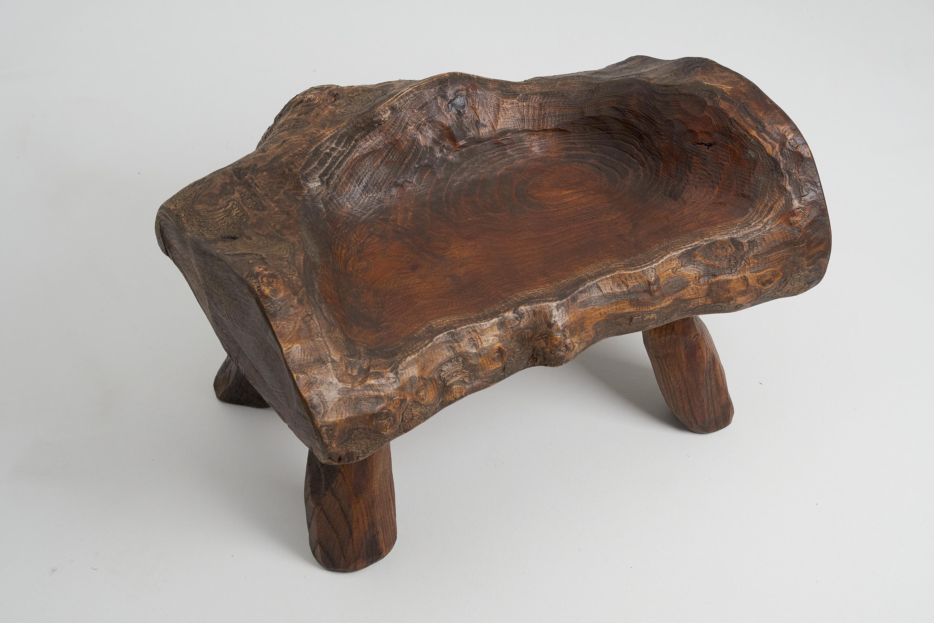 Meuble Logniture, tabouret sculpté à partir d'une seule pièce de bois de Mulberry, en vente 8