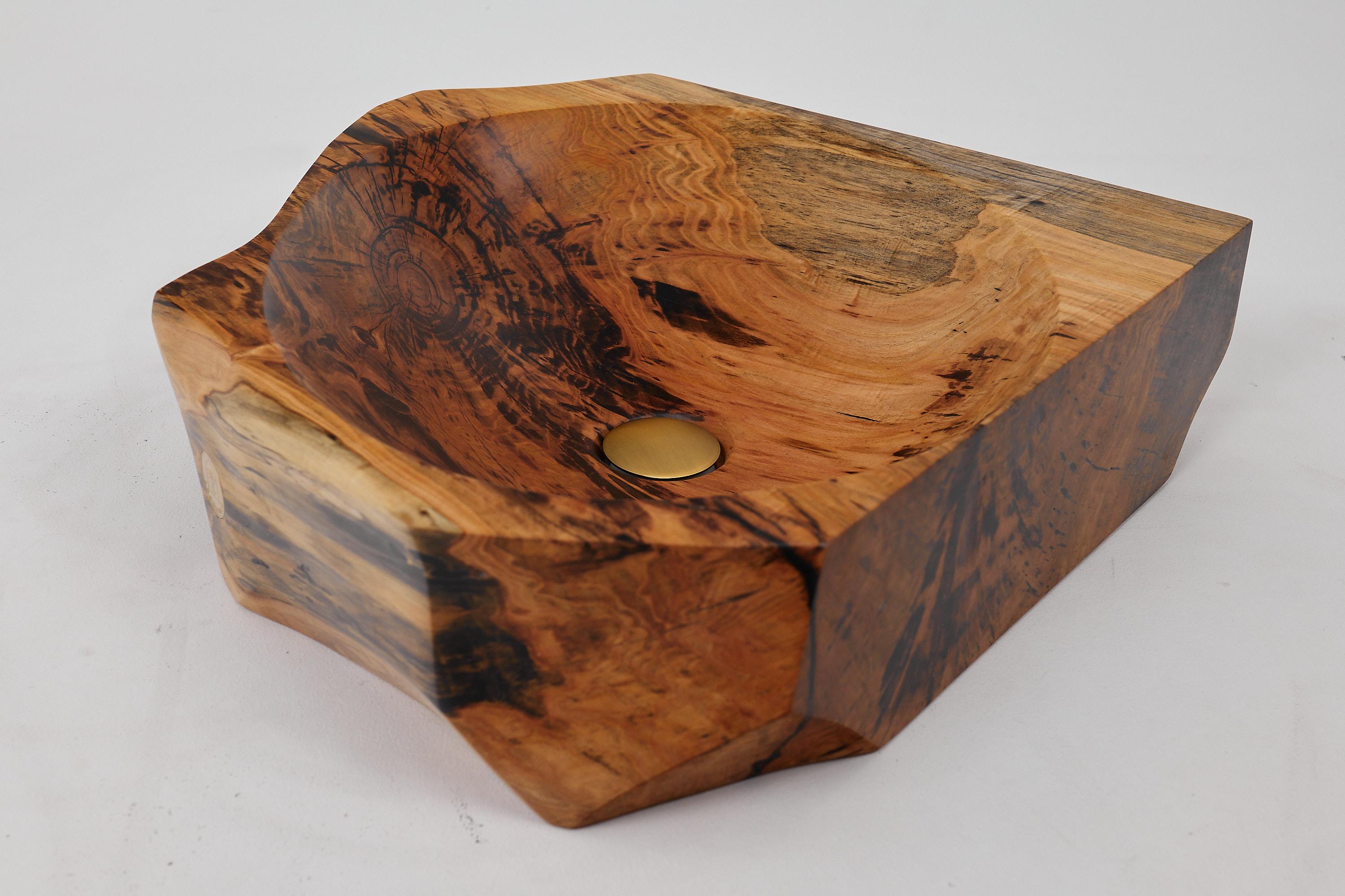 Logniture, lavabo da bagno in legno massiccio Live Edge Designs, design originale in vendita 1