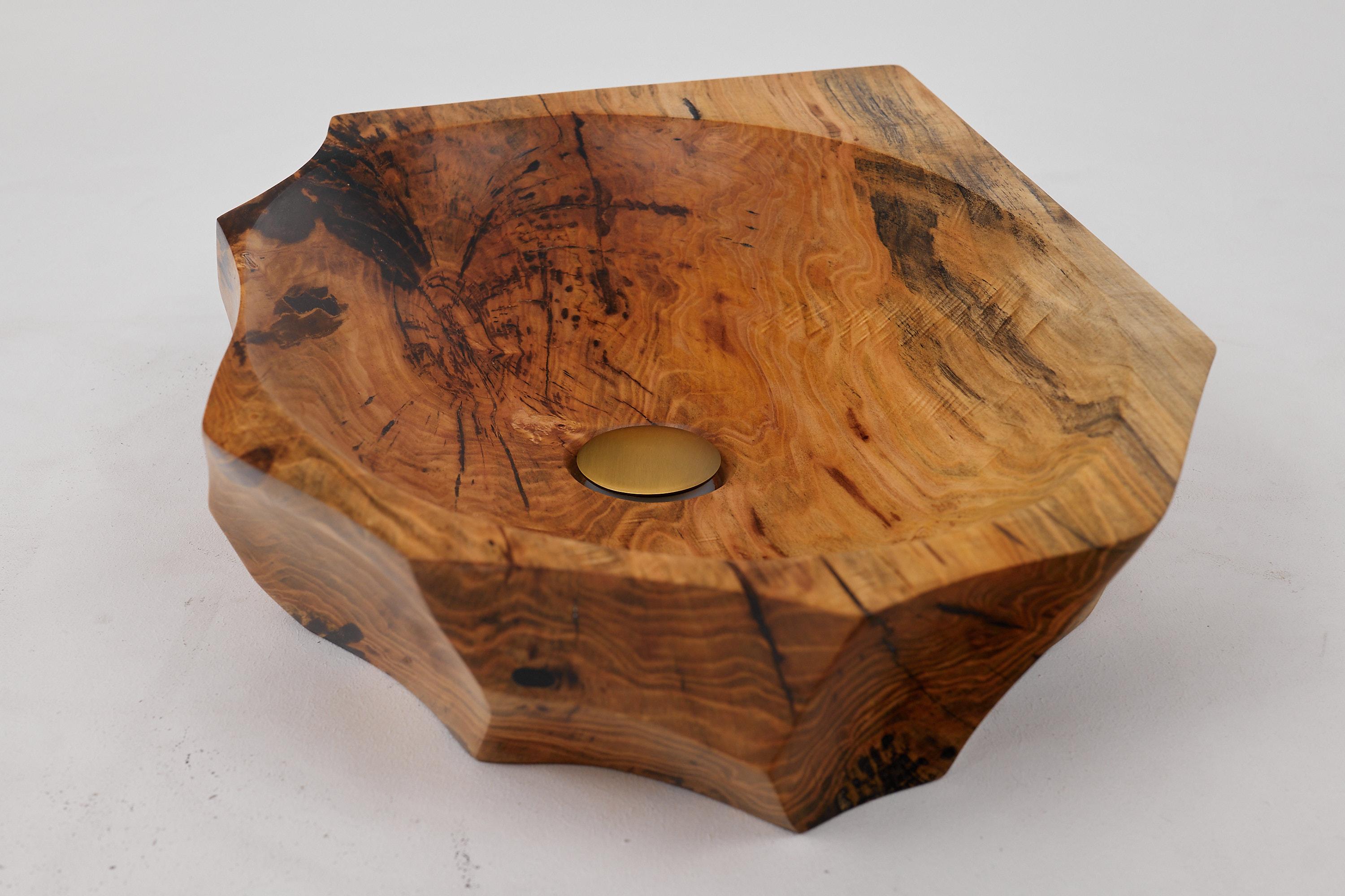 Logniture, lavabo da bagno in legno massiccio Live Edge Designs, design originale in vendita 2