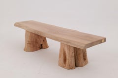 Logniture, Bank aus Nussbaumholz mit naturfarbener Kante, Wabi-Sabi, Brutalismus, Log Furniture