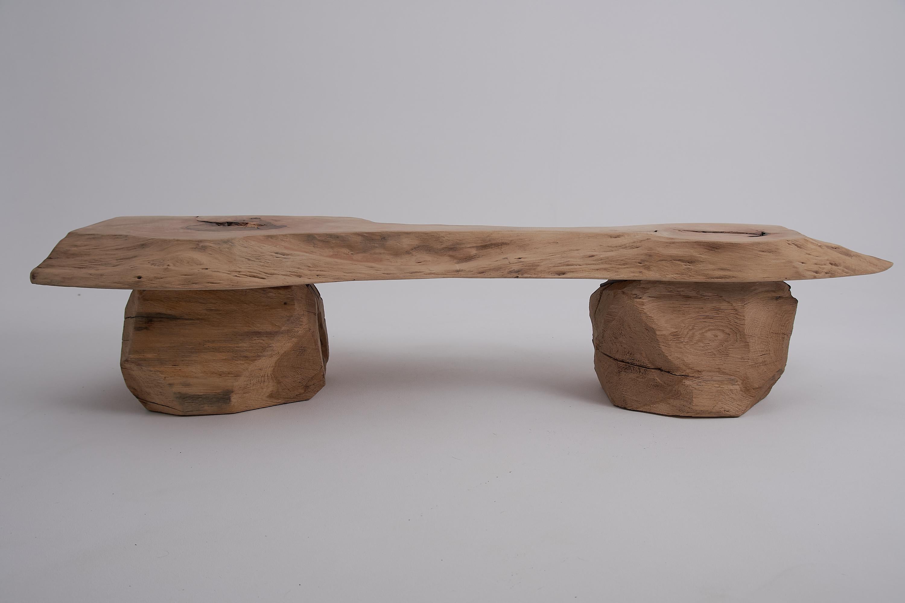 Brutalisme Logniture, Live Edge Walnut & Oak Bench, Wabi-Sabi, Brutalist, Log Furniture en vente