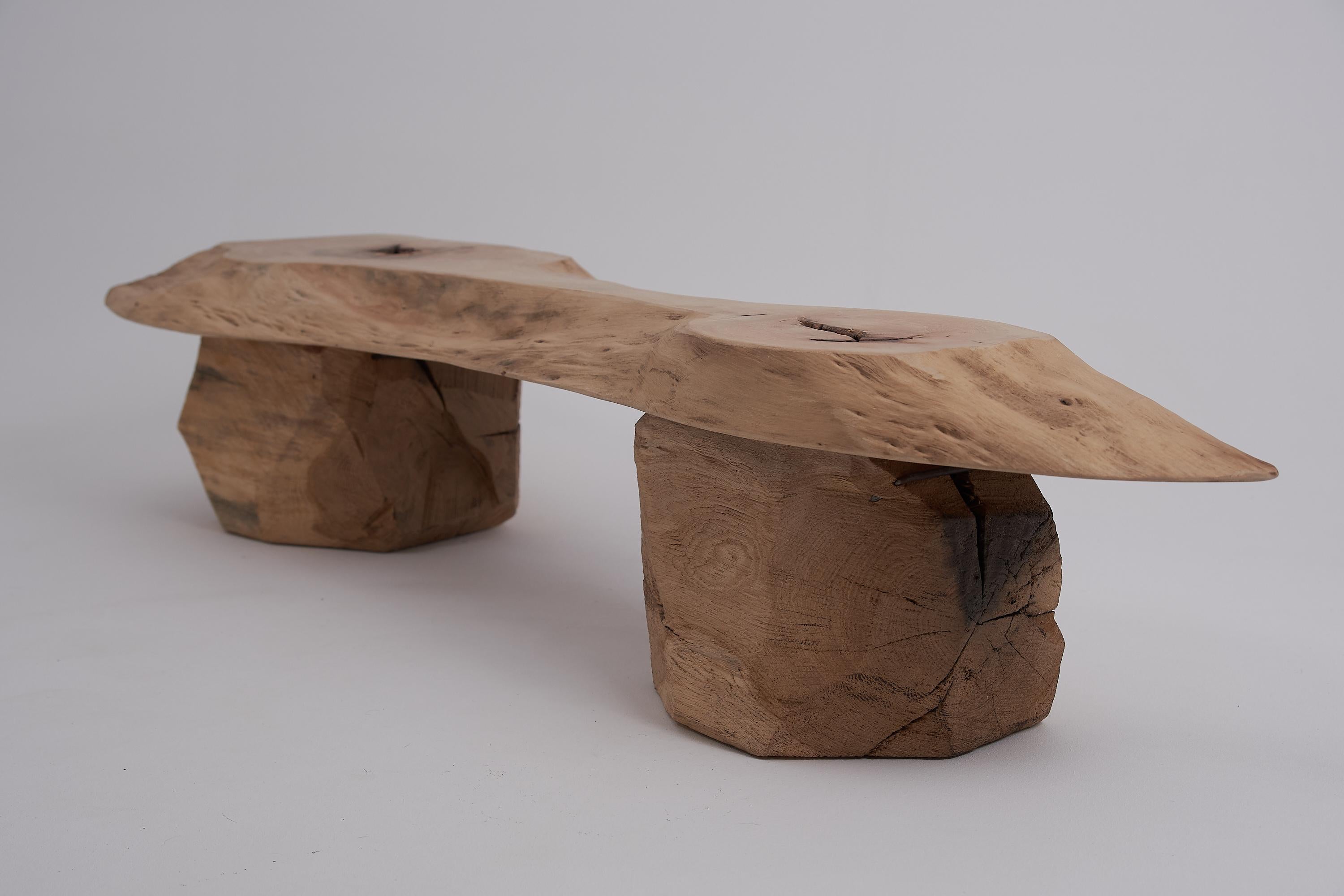 Bois Logniture, Live Edge Walnut & Oak Bench, Wabi-Sabi, Brutalist, Log Furniture en vente