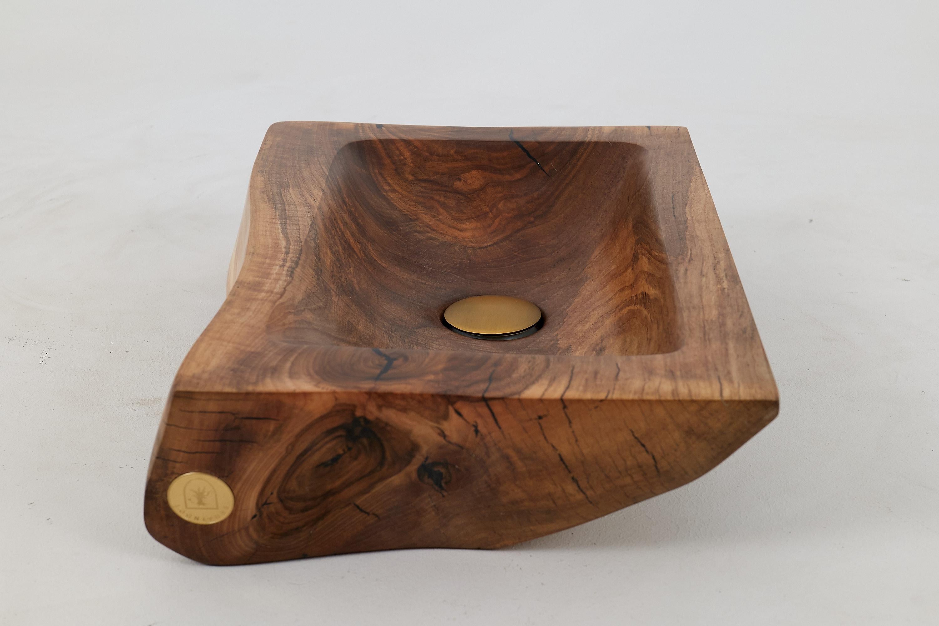 Logniture, Live Edge Wood Bathroom Sink, Basin, Original Design, Handmade In New Condition For Sale In Stara Gradiška, HR