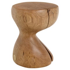 Mesa auxiliar escultórica de madera maciza de roble, diseño original contemporáneo