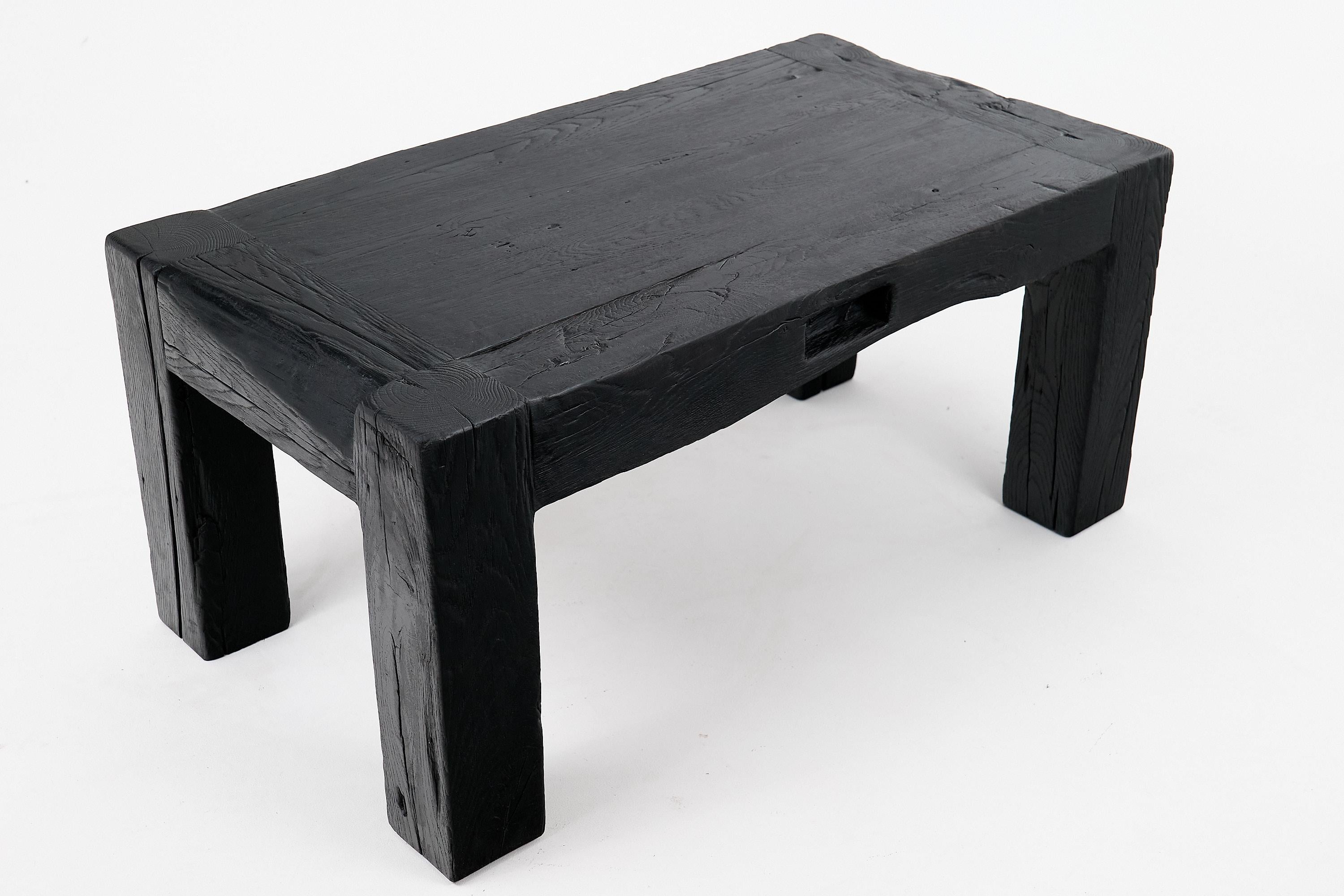 Logniture, Tavolo brutalista in legno di Oak Oak carbonizzato, naturale ed eco-compatibile in vendita 11
