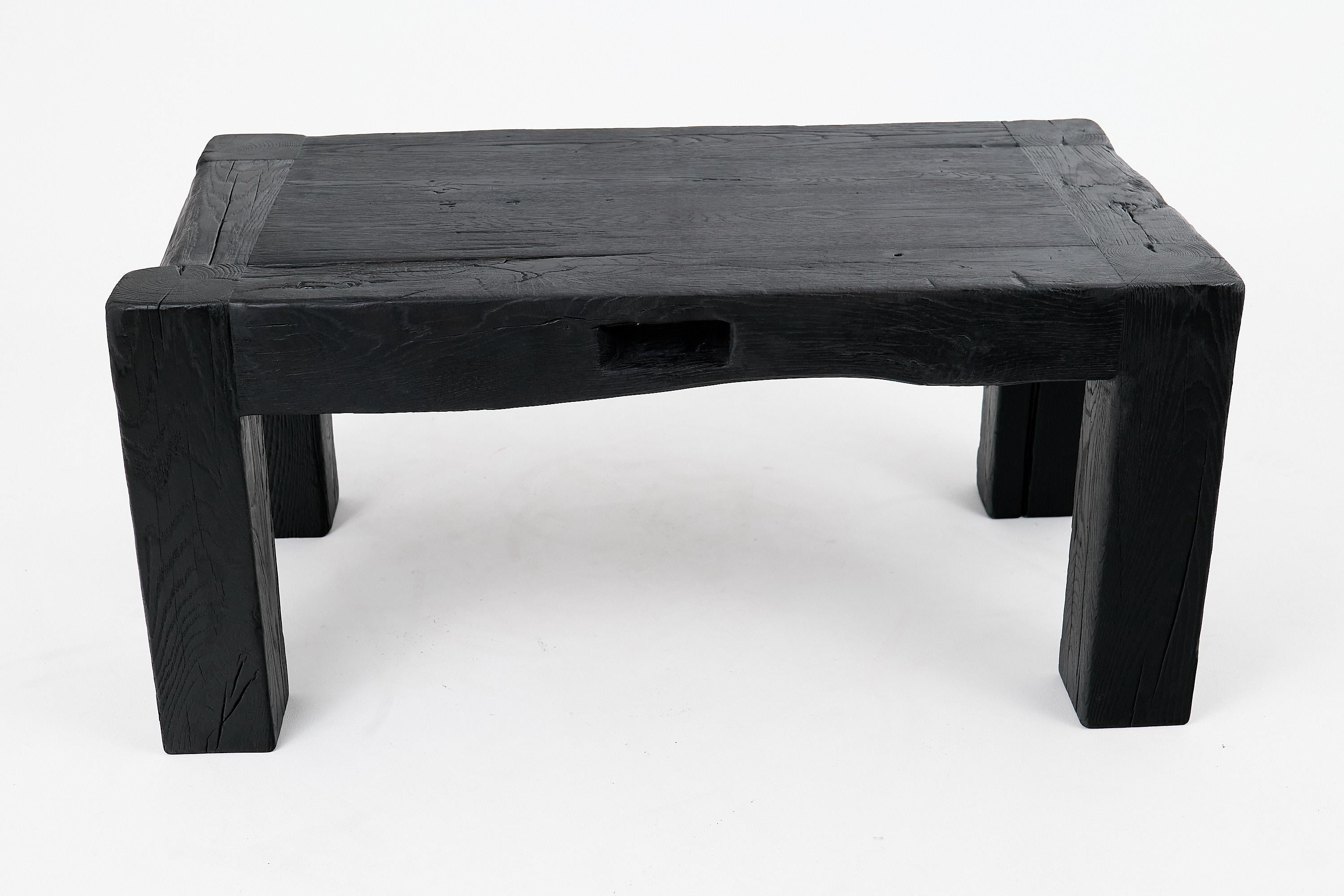 Brutalismo Logniture, Tavolo brutalista in legno di Oak Oak carbonizzato, naturale ed eco-compatibile in vendita