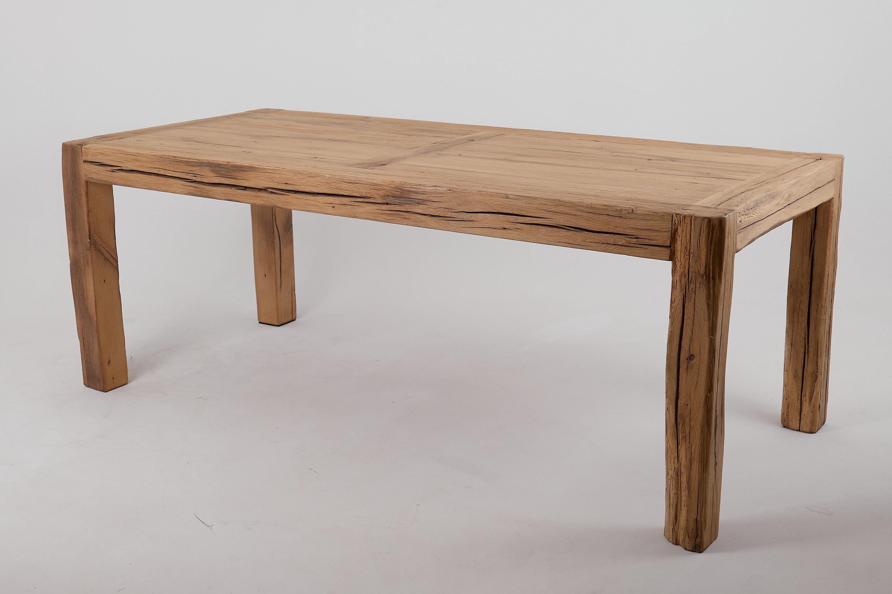 Fatto a mano Logniture, Tavolo da pranzo da 79 pollici in Oak Oak, Organico, Spazzolato, In magazzino in vendita