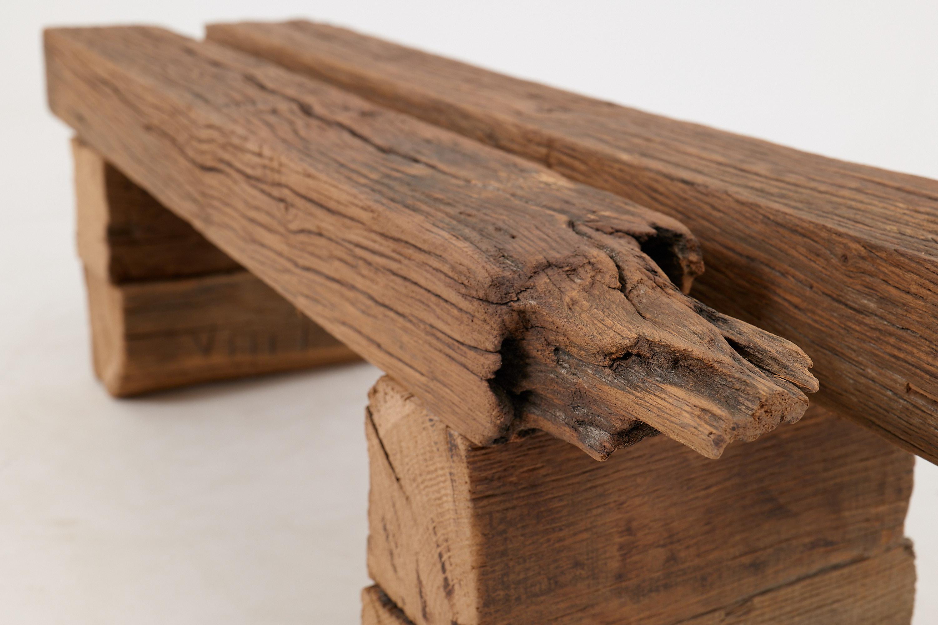 Logniture, panchina brutalista in legno di Oak Oak recuperato, naturale ed eco-compatibile In condizioni Nuovo a Stara Gradiška, HR