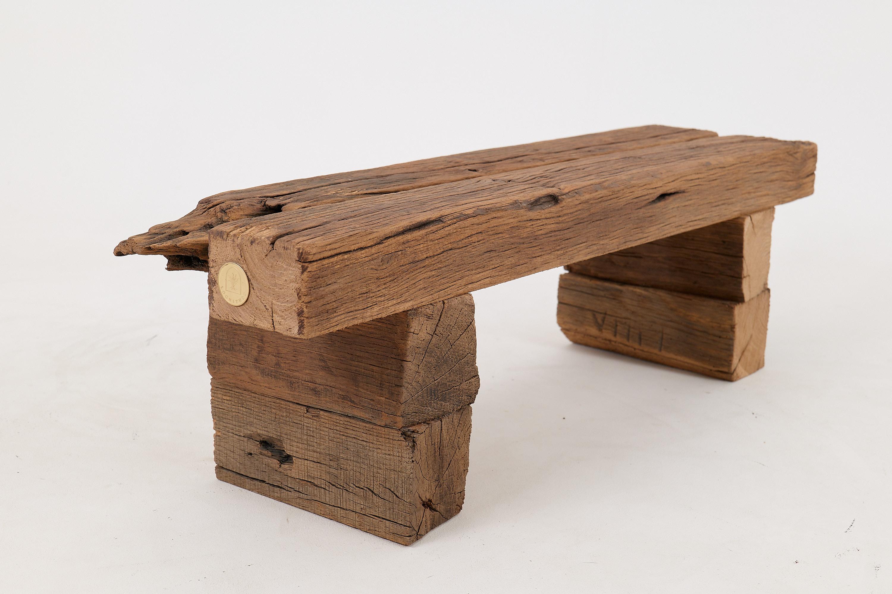 Logniture, panchina brutalista in legno di Oak Oak recuperato, naturale ed eco-compatibile 1