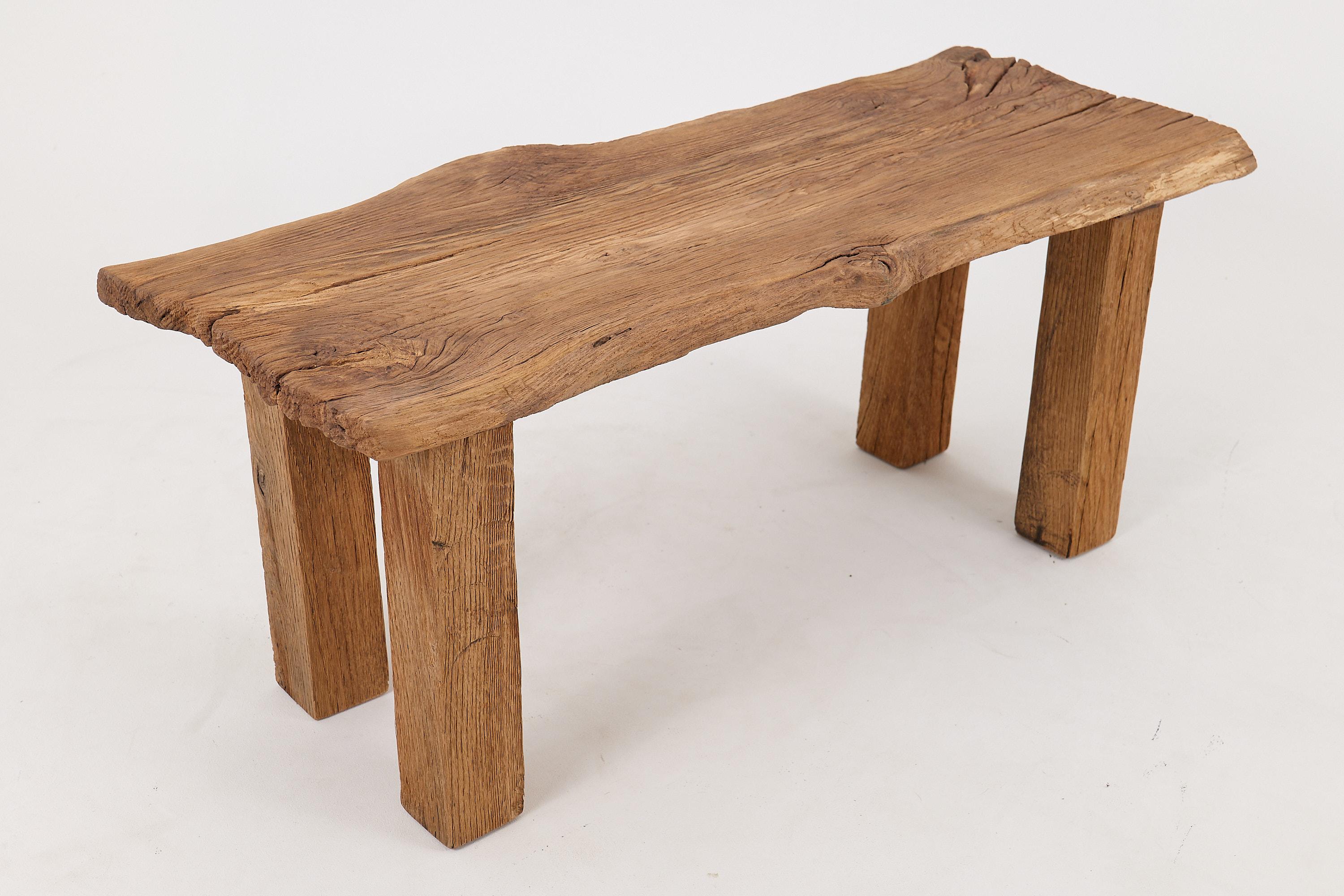 Logniture, tavolino brutalista in legno di Oak Oak recuperato, naturale ed eco-compatibile in vendita 2