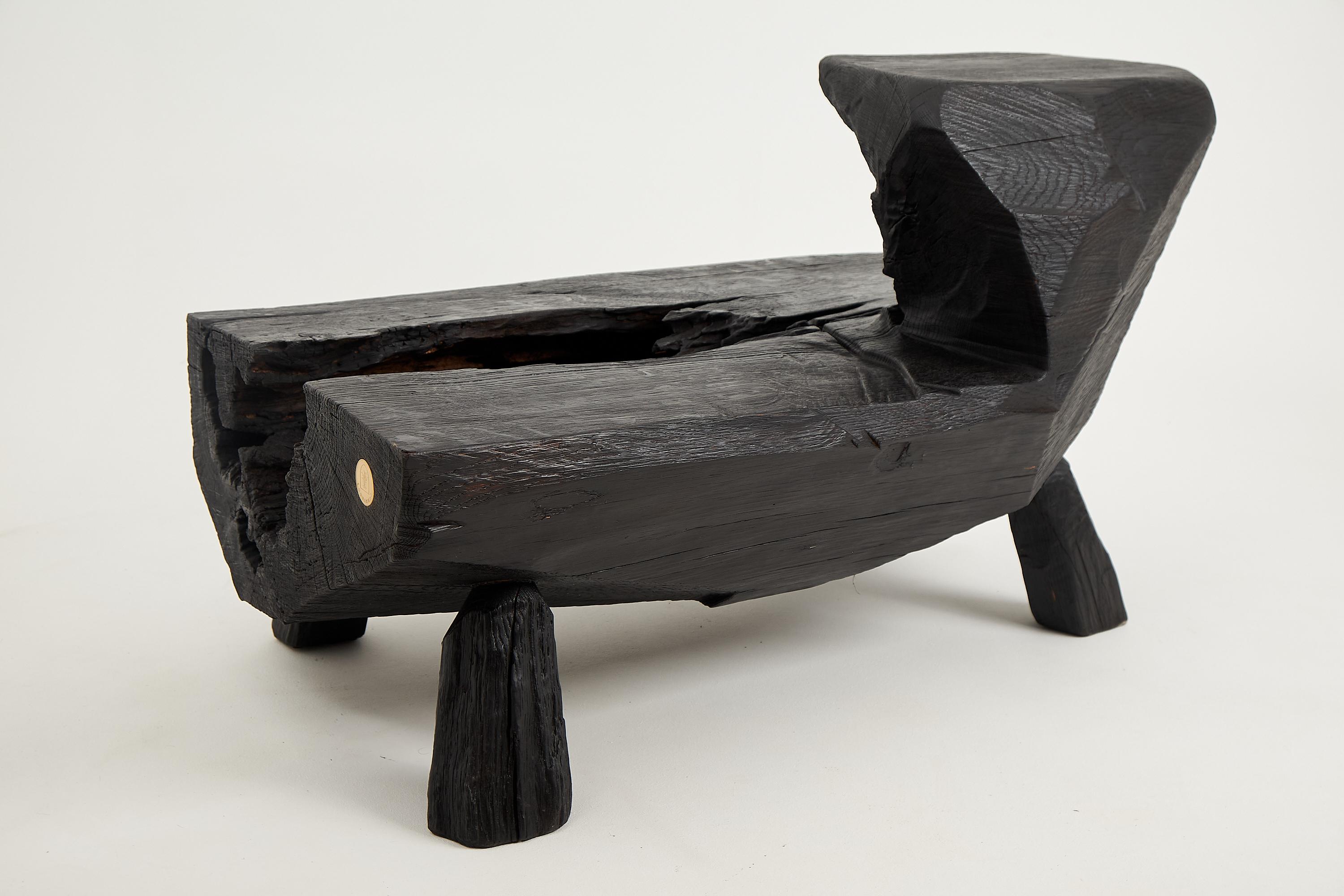 Logniture, Table basse rustique sculpturale, Bois de Oak Oak noir brûlé, Unique en vente 6