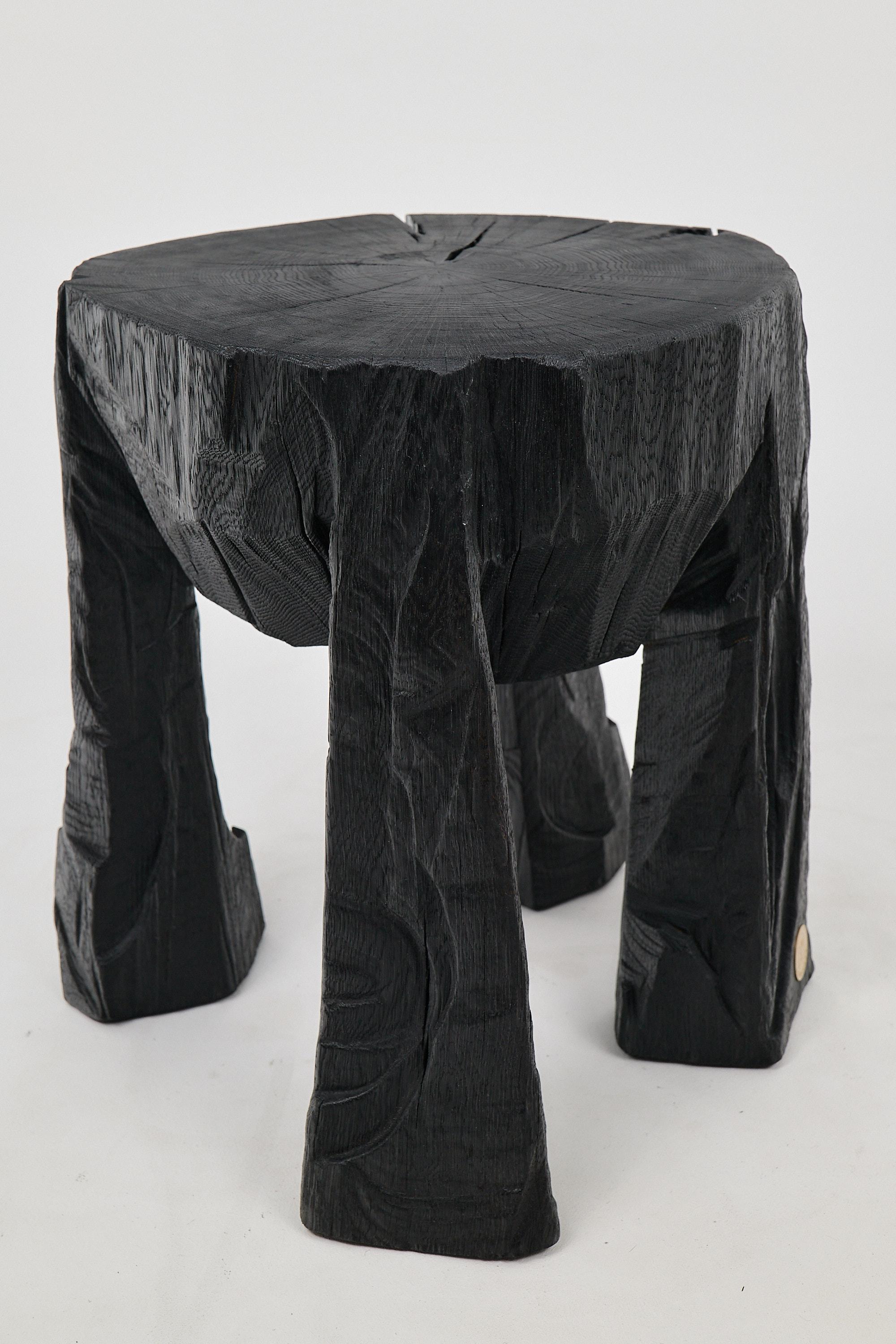 Logniture, Table basse rustique sculpturale, Bois de Oak Oak noir brûlé, Unique en vente 7