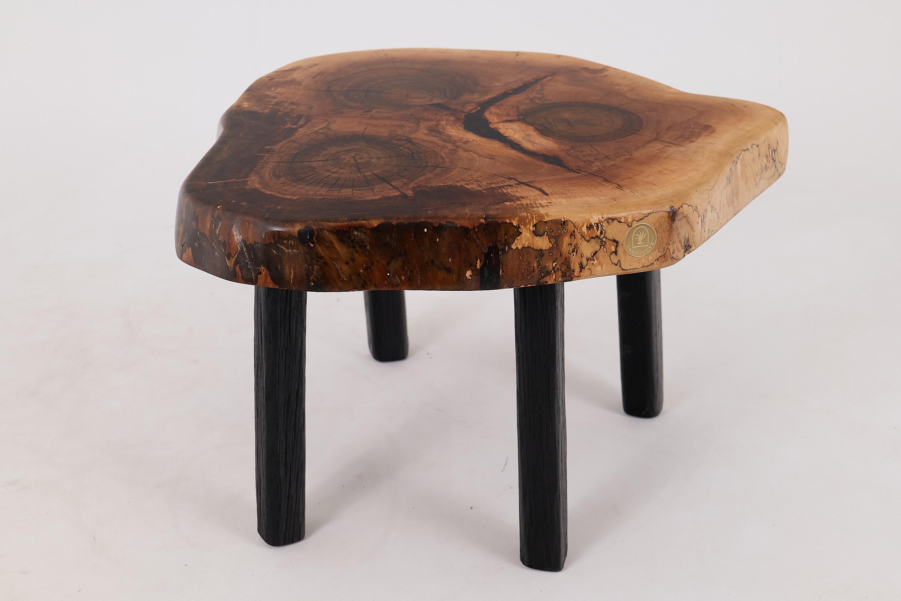 Croate Logniture, Table basse rustique sculpturale, Noyer & Oak Oak noir brûlé, Unique en vente