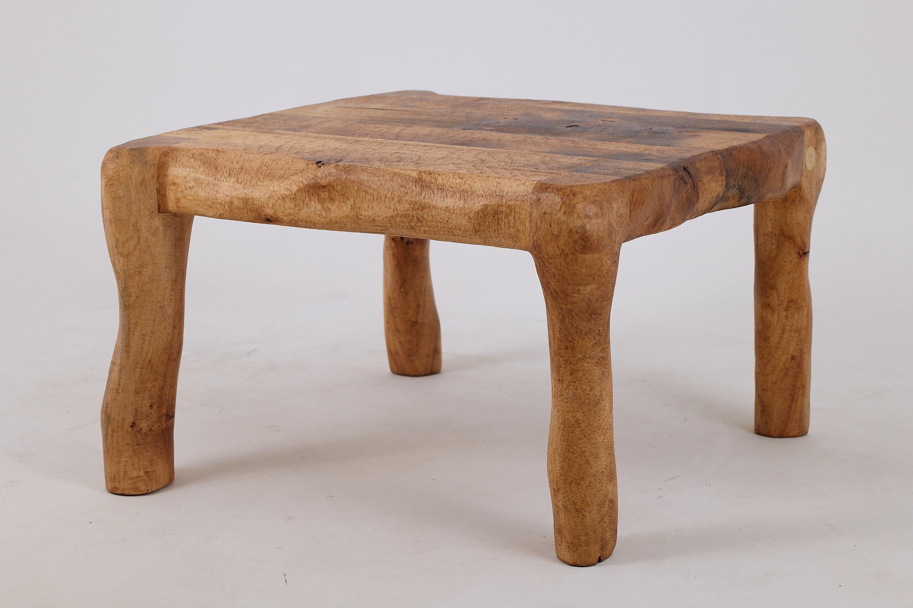 Brutalisme Logniture, Table basse rustique en Wood, Live Edge Organic, naturelle et écologique en vente