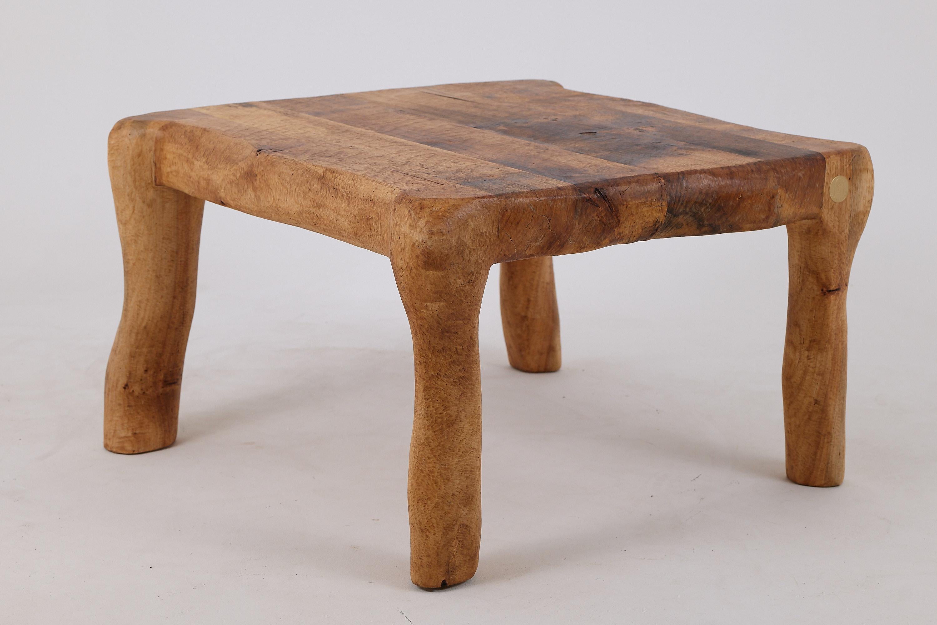 Sculpté Logniture, Table basse rustique en Wood, Live Edge Organic, naturelle et écologique en vente