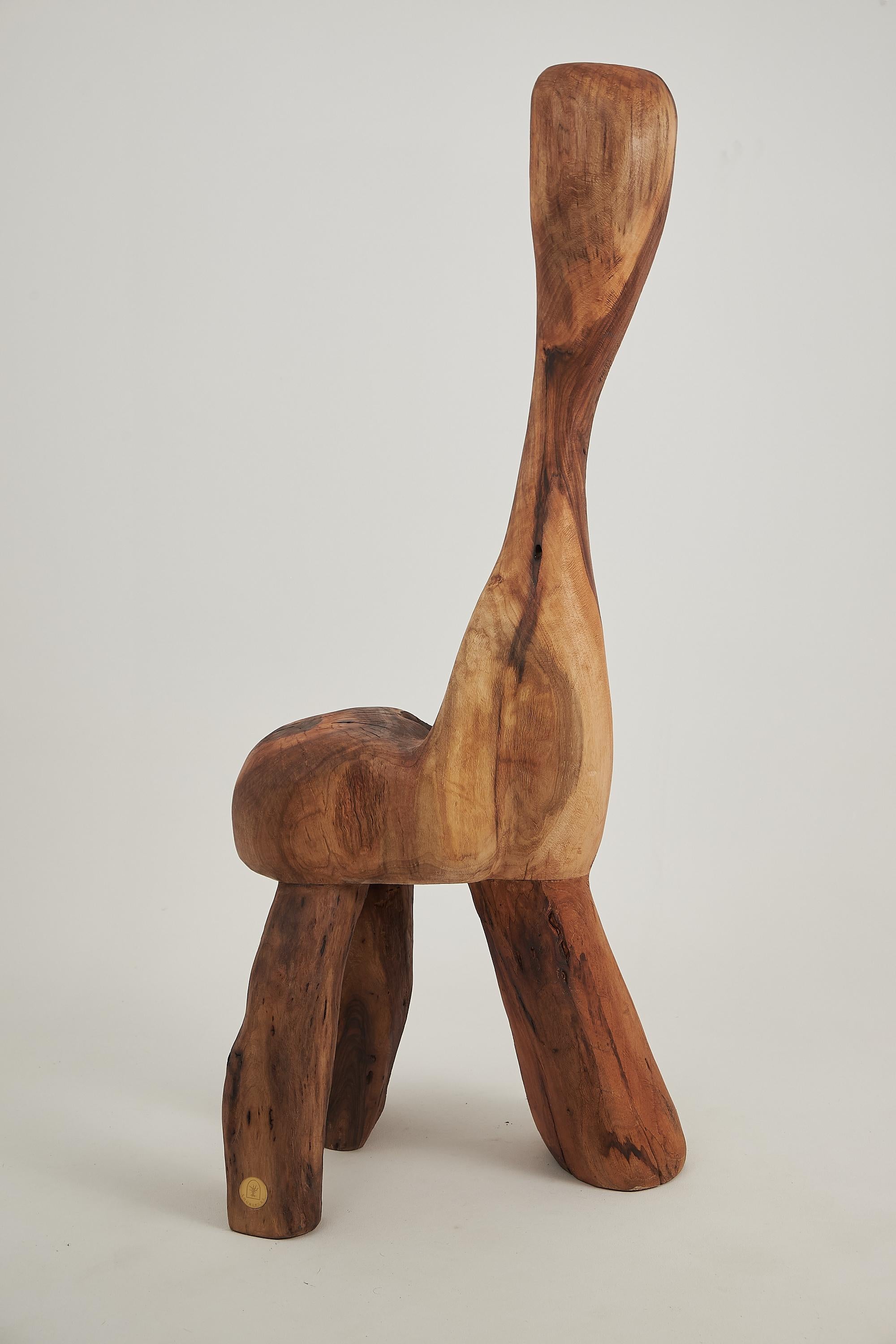 Logniture, Skulpturaler geschnitzter Stuhl aus Nussbaumholz, Log Furniture, einzigartig im Zustand „Neu“ im Angebot in Stara Gradiška, HR