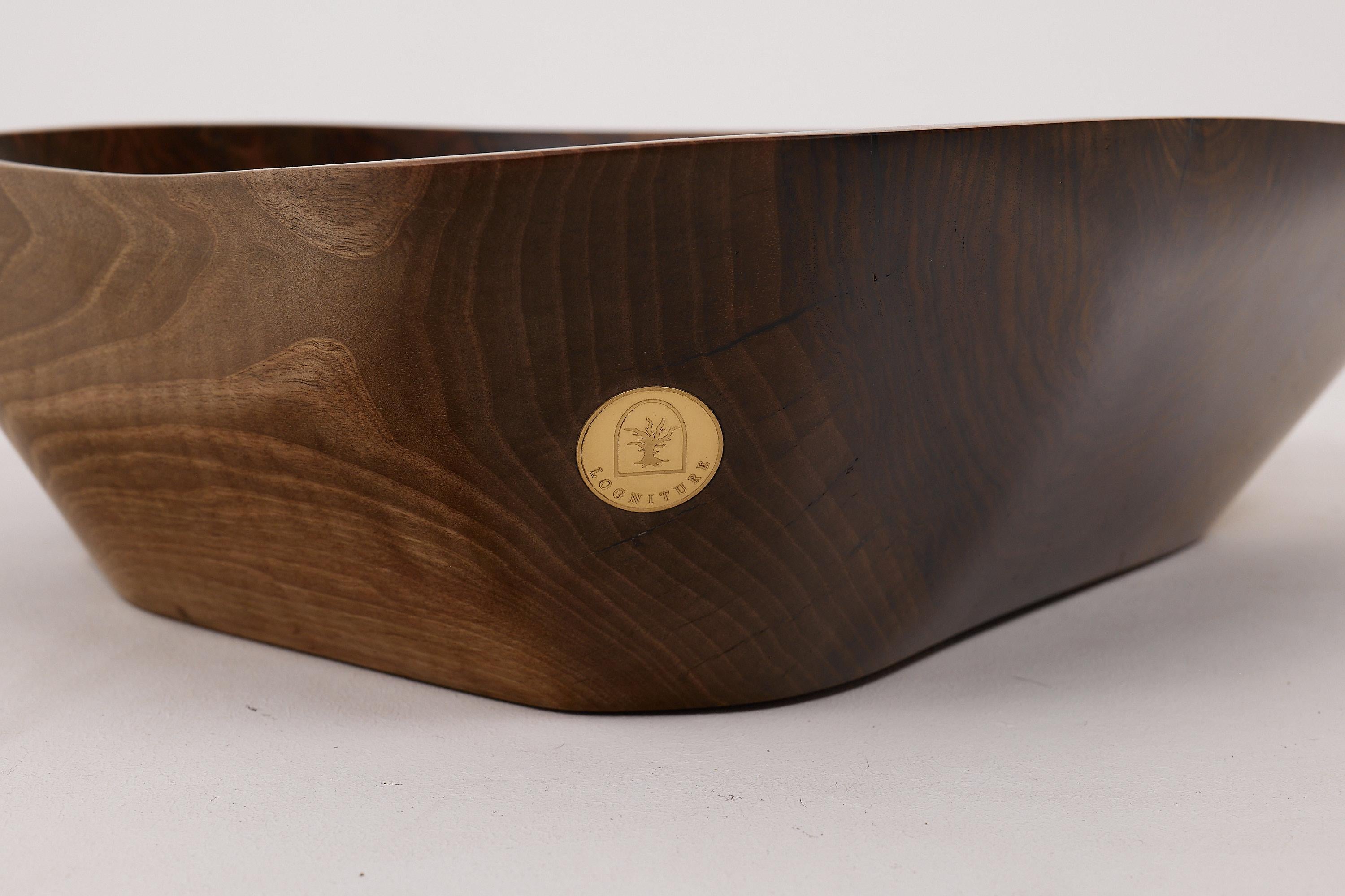 Mueble de tronco, Madera maciza de nogal tallada, Lavabo de baño, Trabajo original hecho a mano Croata