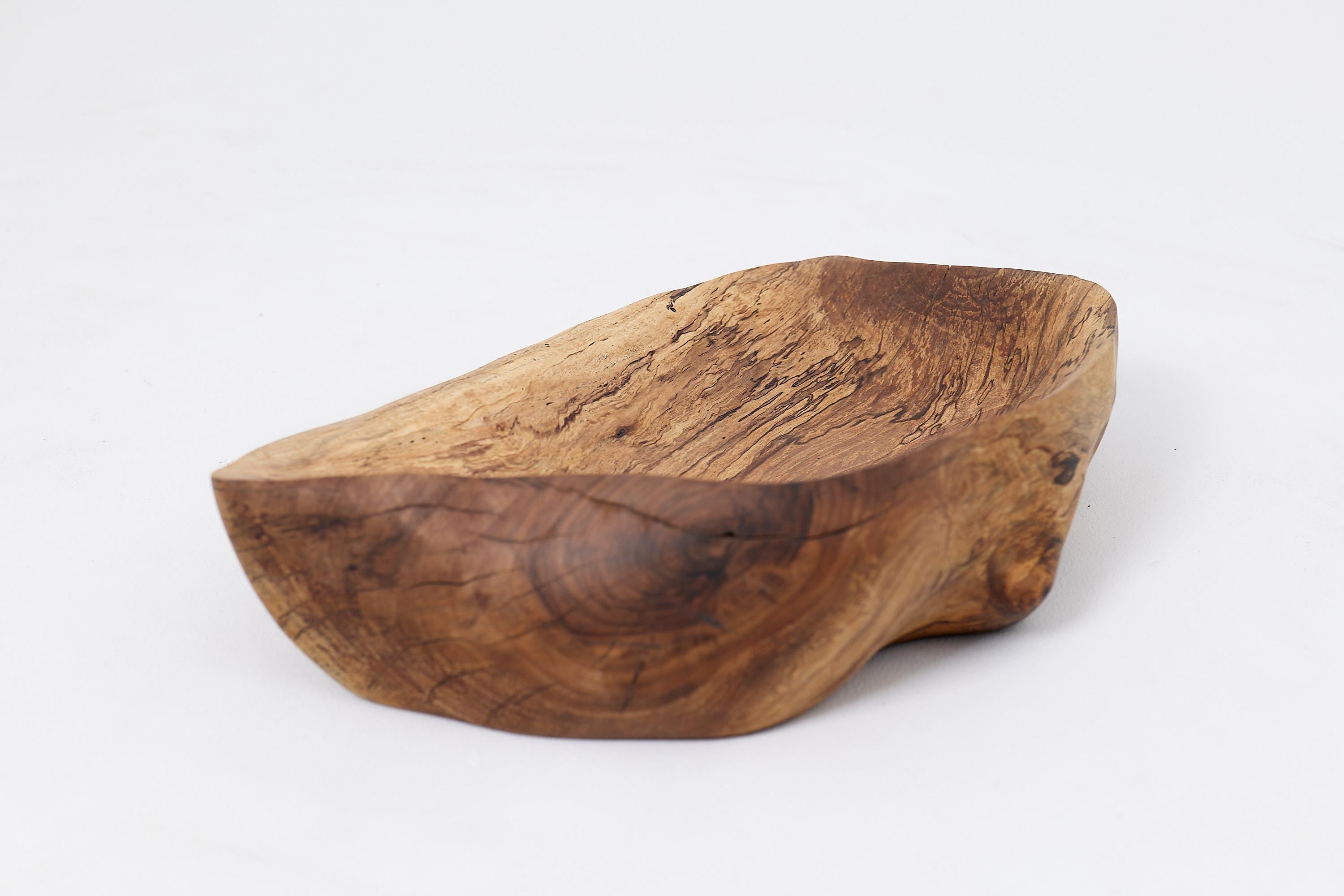 Logniture, Walnut Bowl, Handmade, Carved, Unique For Sale 4