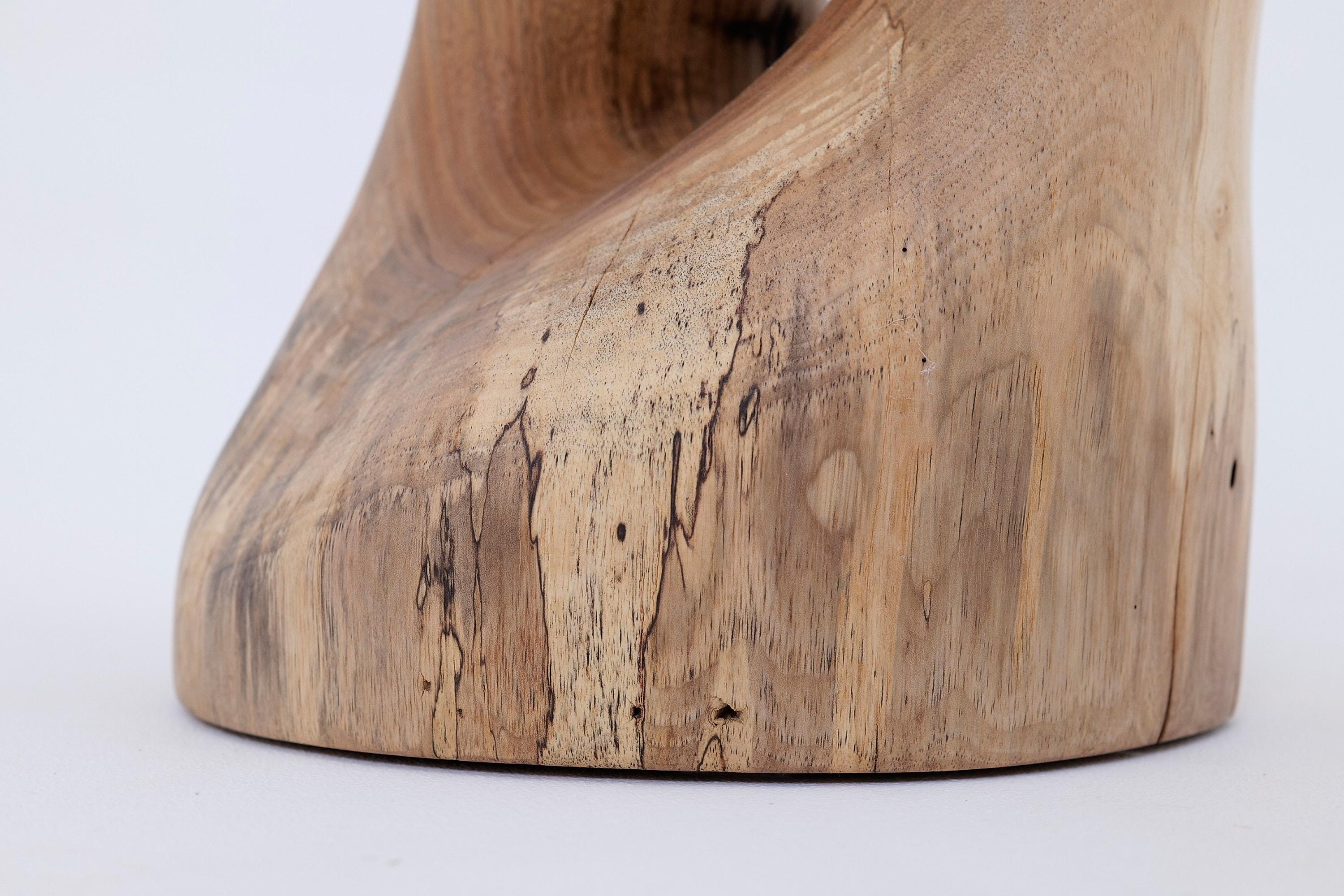 Logniture, table d'appoint sculpturale en bois massif de noyer, design contemporain original en vente 4