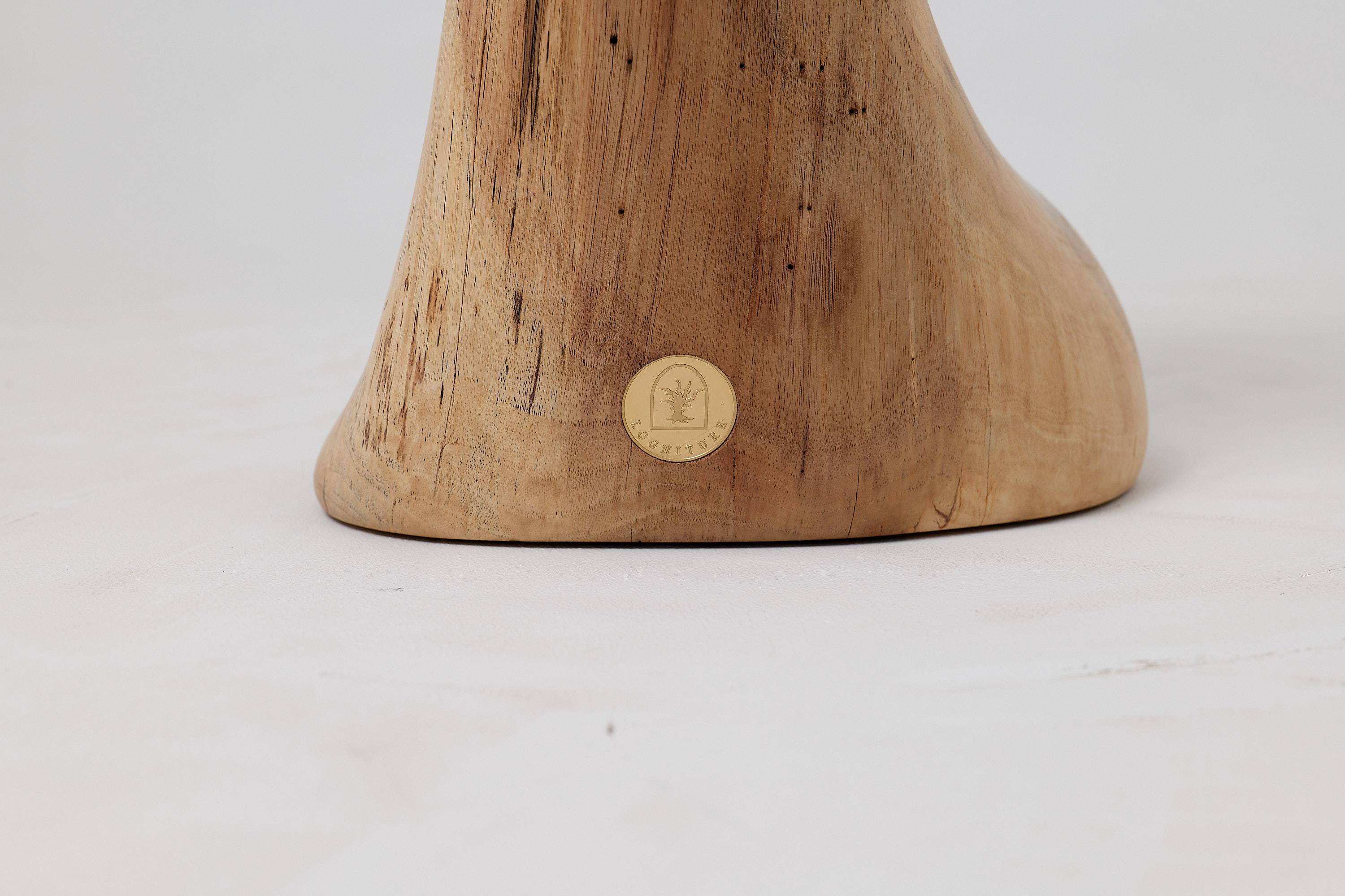 Logniture, Walnut Solid Wood Sculptural Side Table, Original Contemporary Design In condizioni Nuovo in vendita a Stara Gradiška, HR
