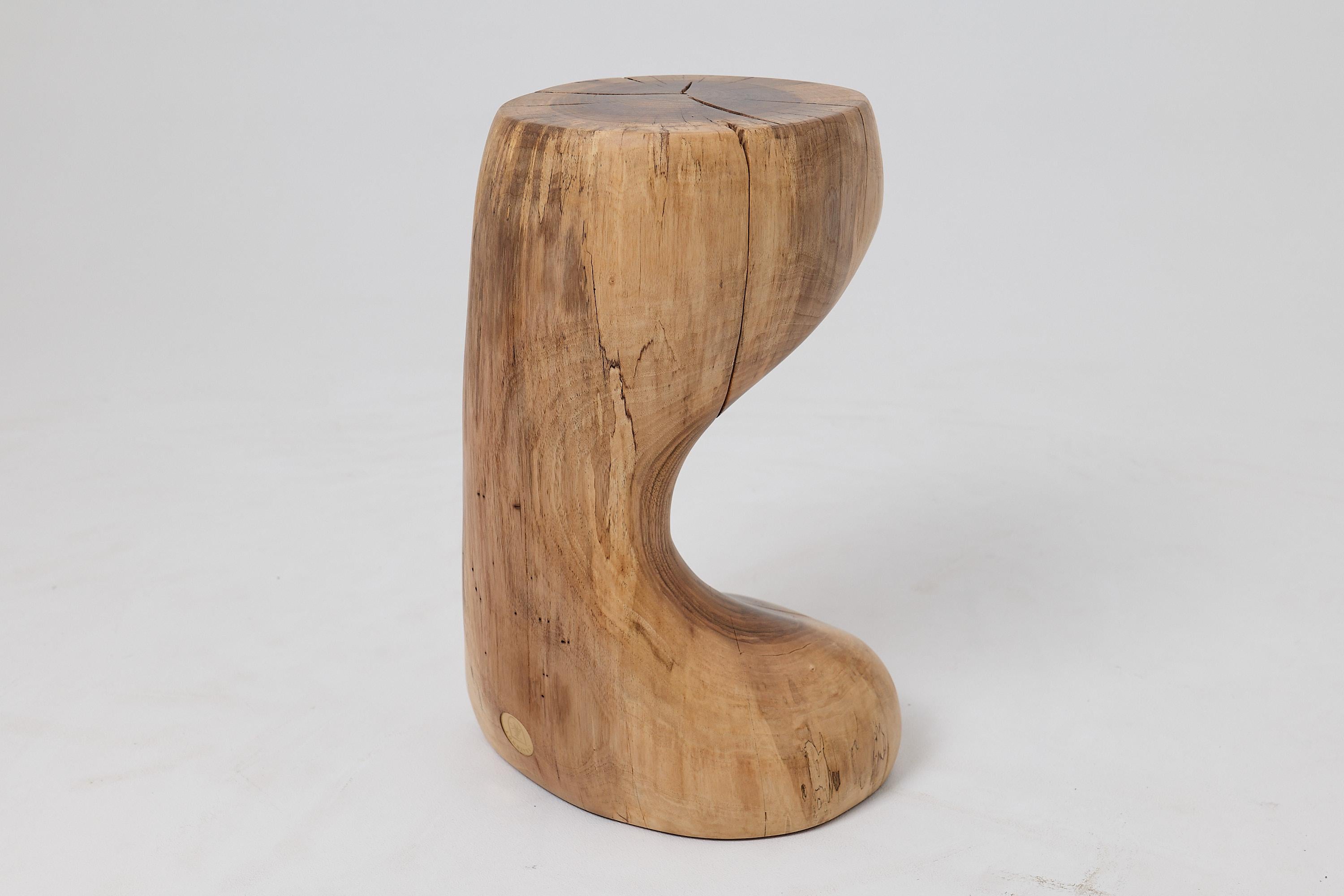 XXI secolo e contemporaneo Logniture, Walnut Solid Wood Sculptural Side Table, Original Contemporary Design in vendita