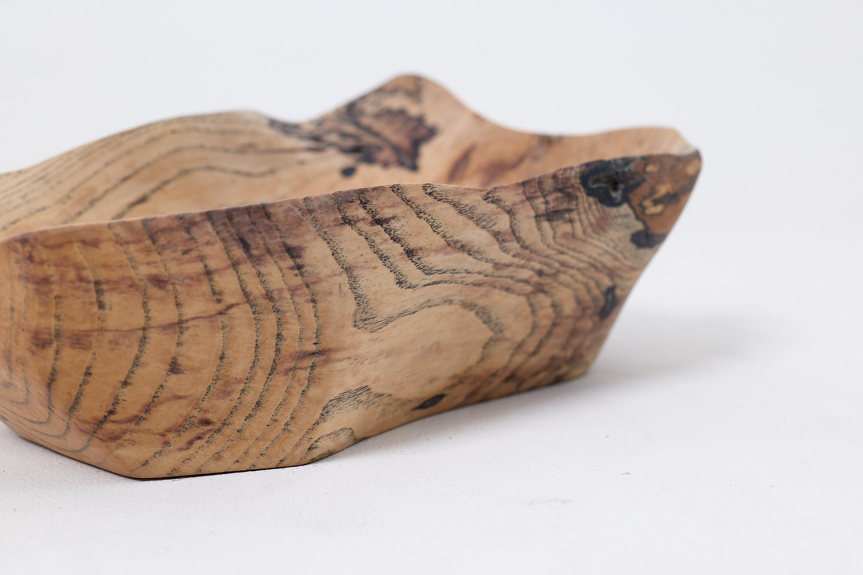 Logniture, Wooden Bowl, Handmade, Carved, Unique For Sale 10