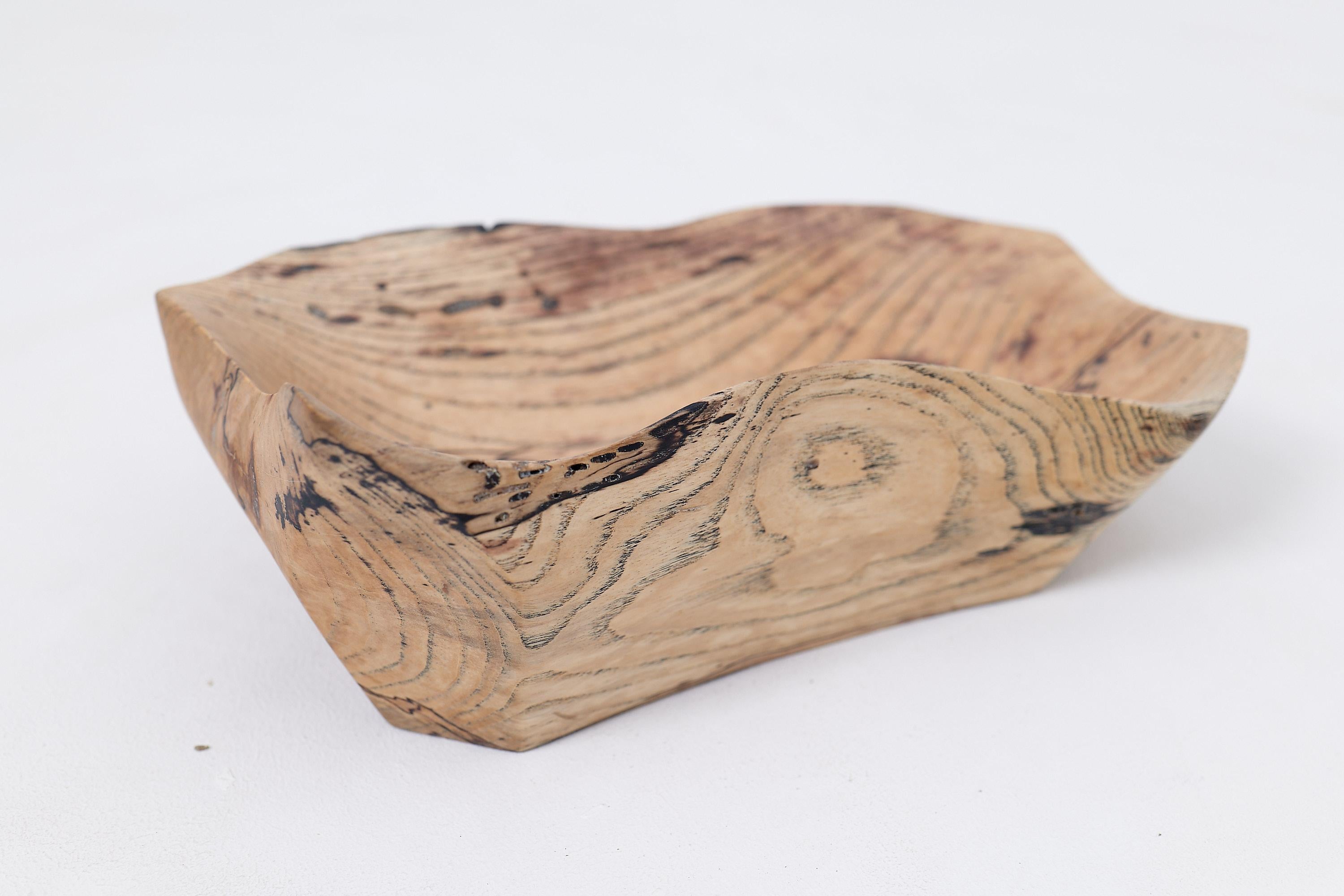 Logniture, Wooden Bowl, Handmade, Carved, Unique For Sale 3