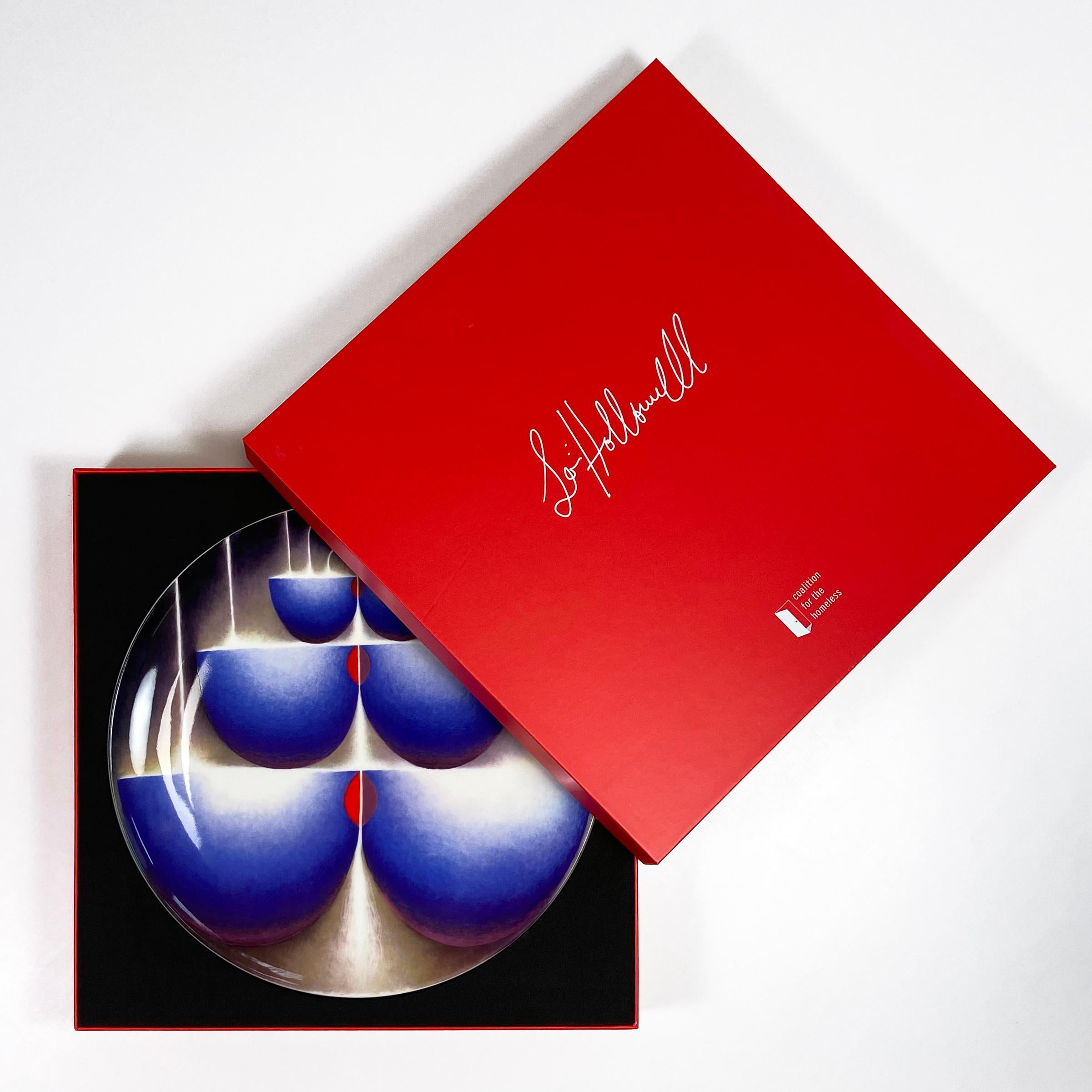 Loie Hollowell, Cascada: Plato de porcelana, Arte contemporáneo en venta 2