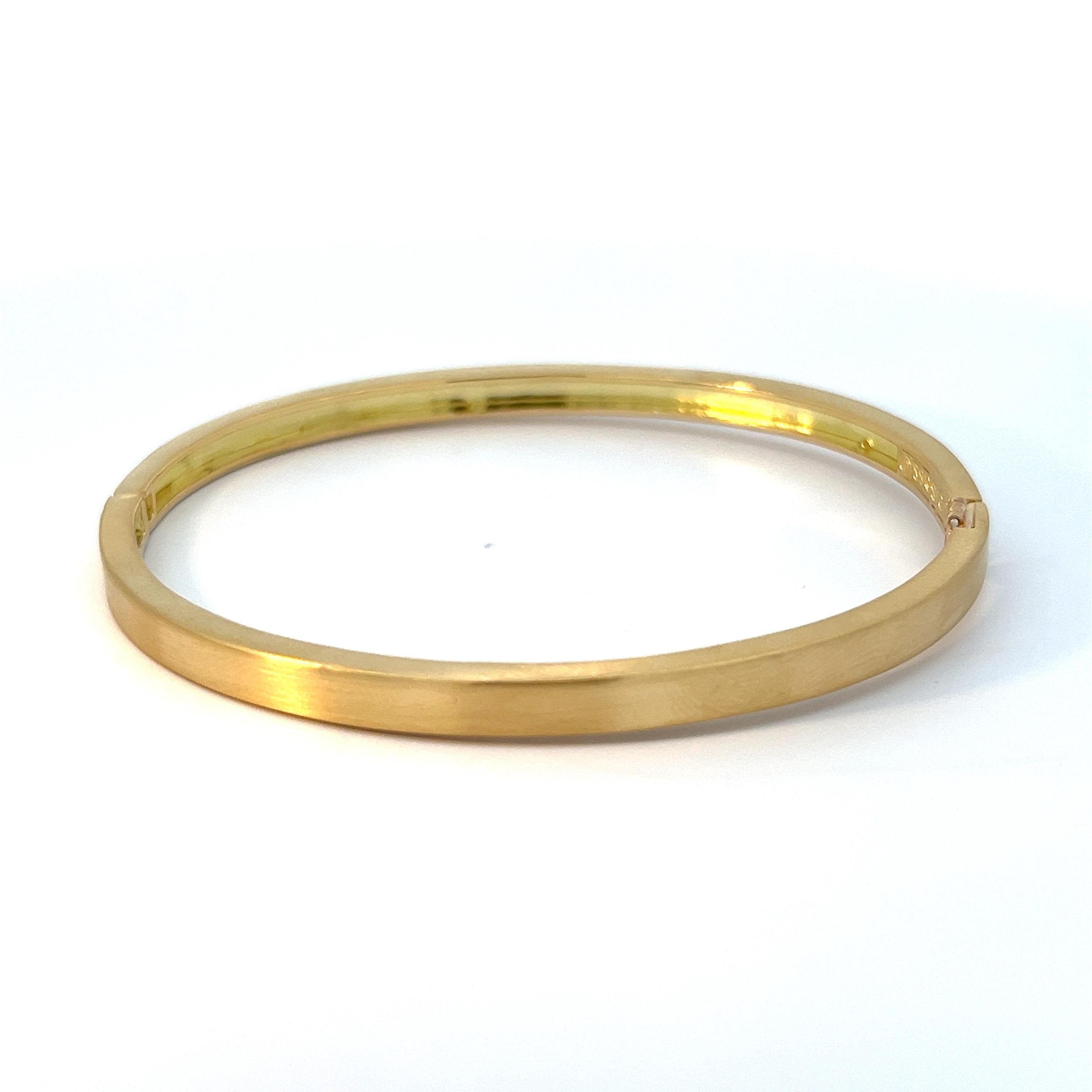 Women's or Men's Lois D. Sasson Design 18k Yellow Gold Men's Bangle Snap Closure 8