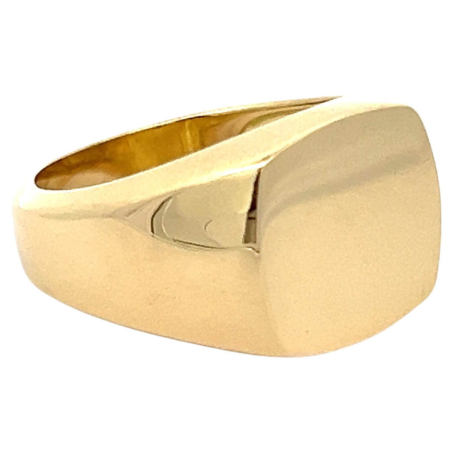 For Sale:  Lois D. Sasson Design 18k Yellow Gold Men's Signet Ring
