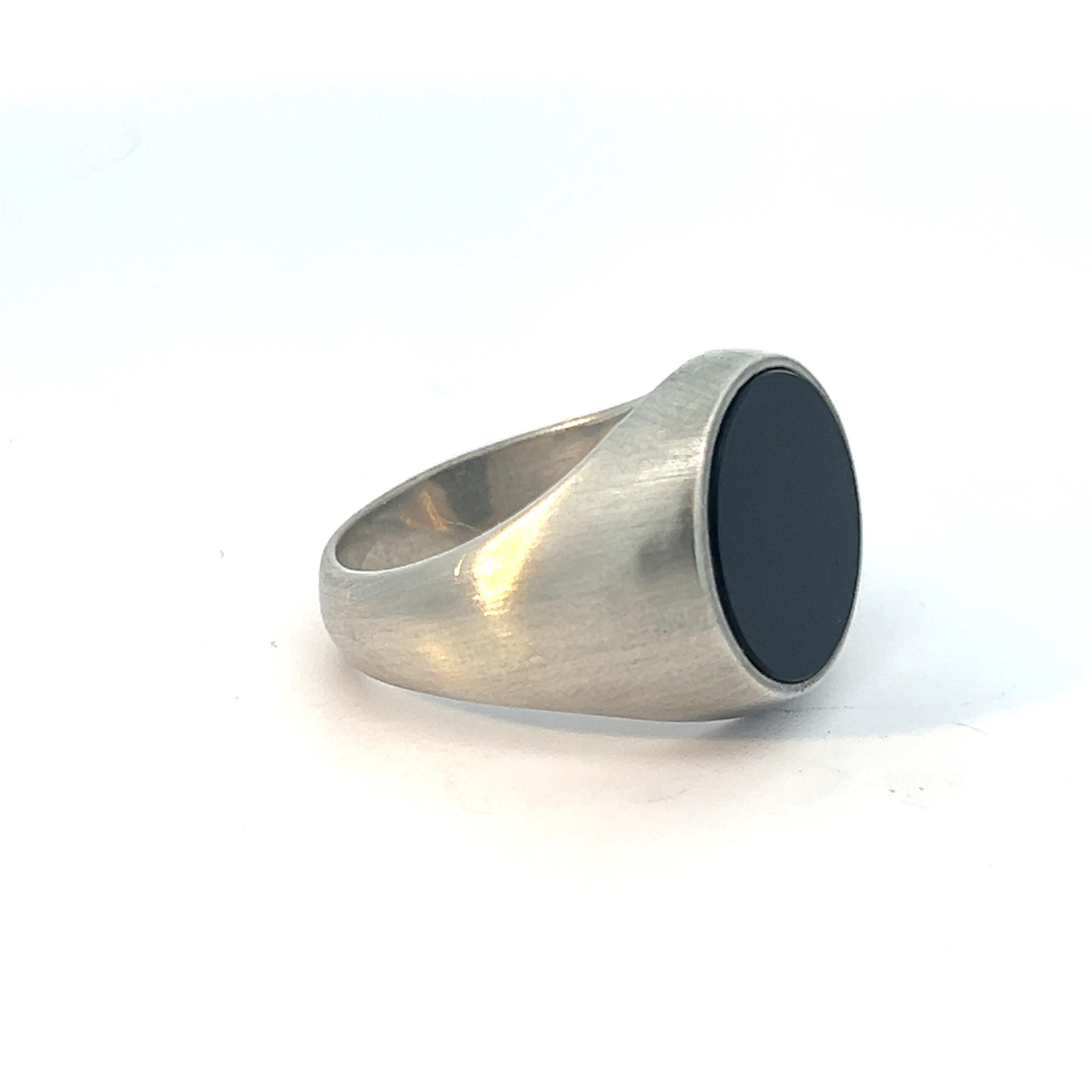 Round Cut Lois D. Sasson Design Sterling Silver Black Onyx Signet Men's Ring For Sale