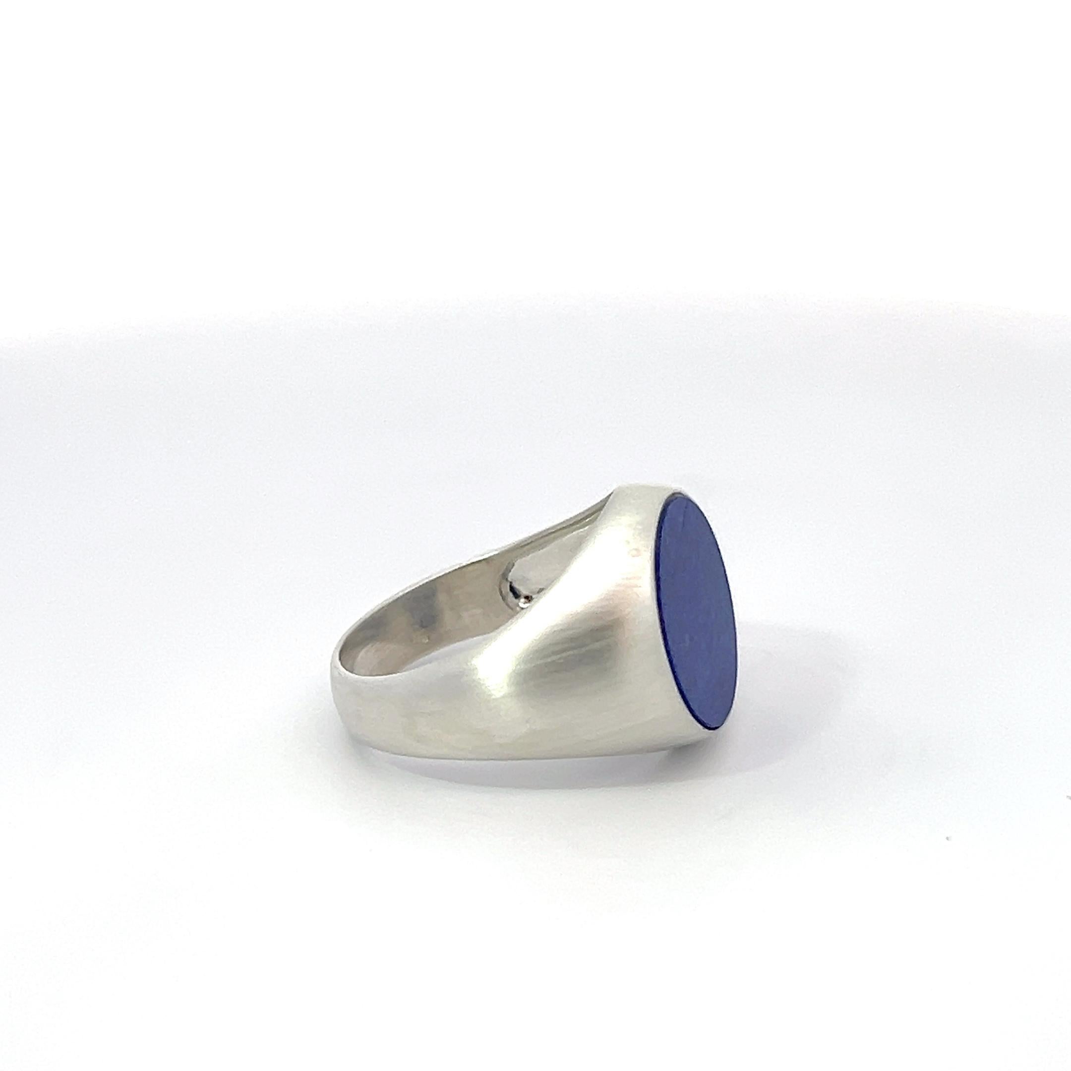 Lois D. Sasson Design Sterling Silver Lapis Lazuli Signet Men's Ring In New Condition For Sale In New York, NY