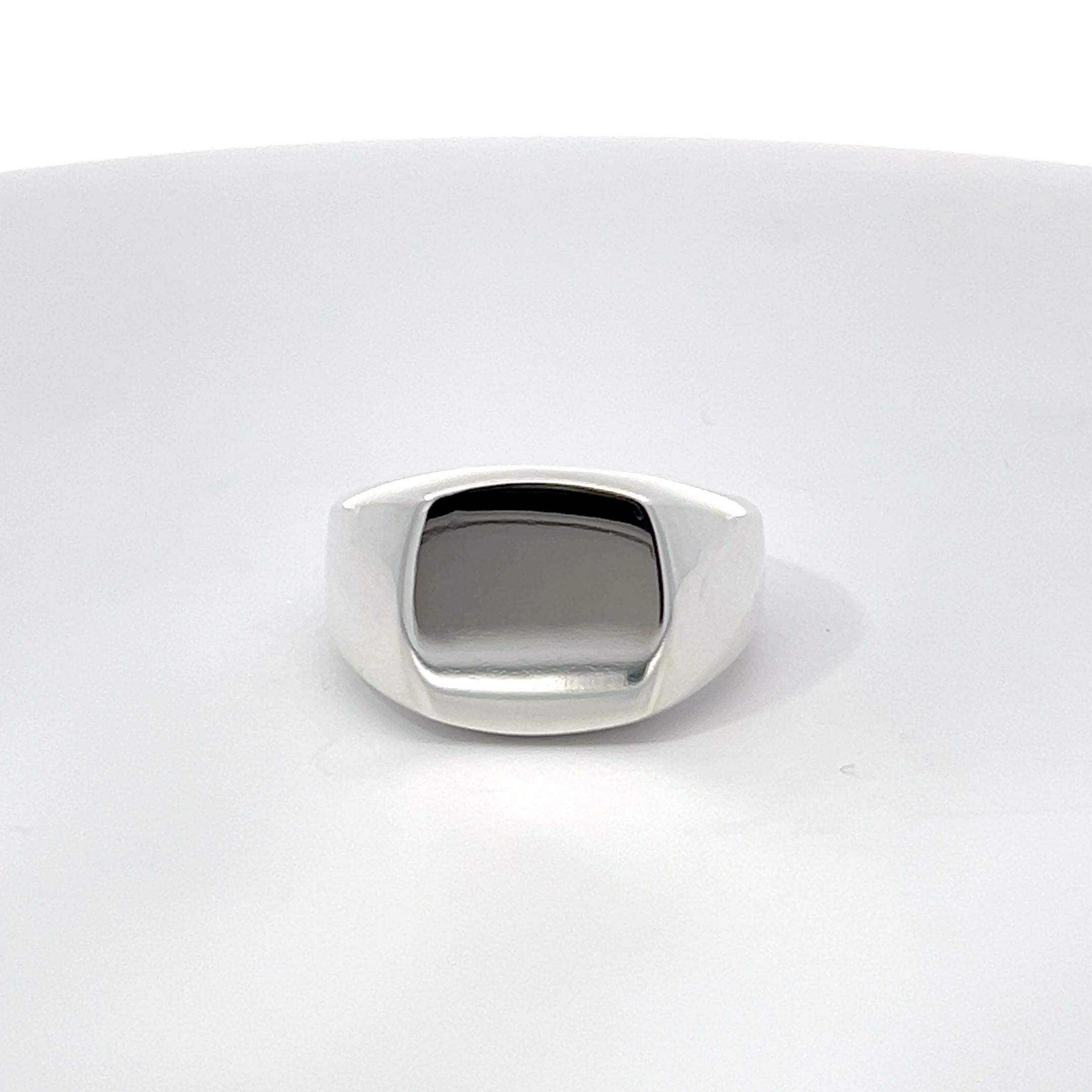 For Sale:  Lois D. Sasson Design Sterling Silver Signet Men's Ring 3