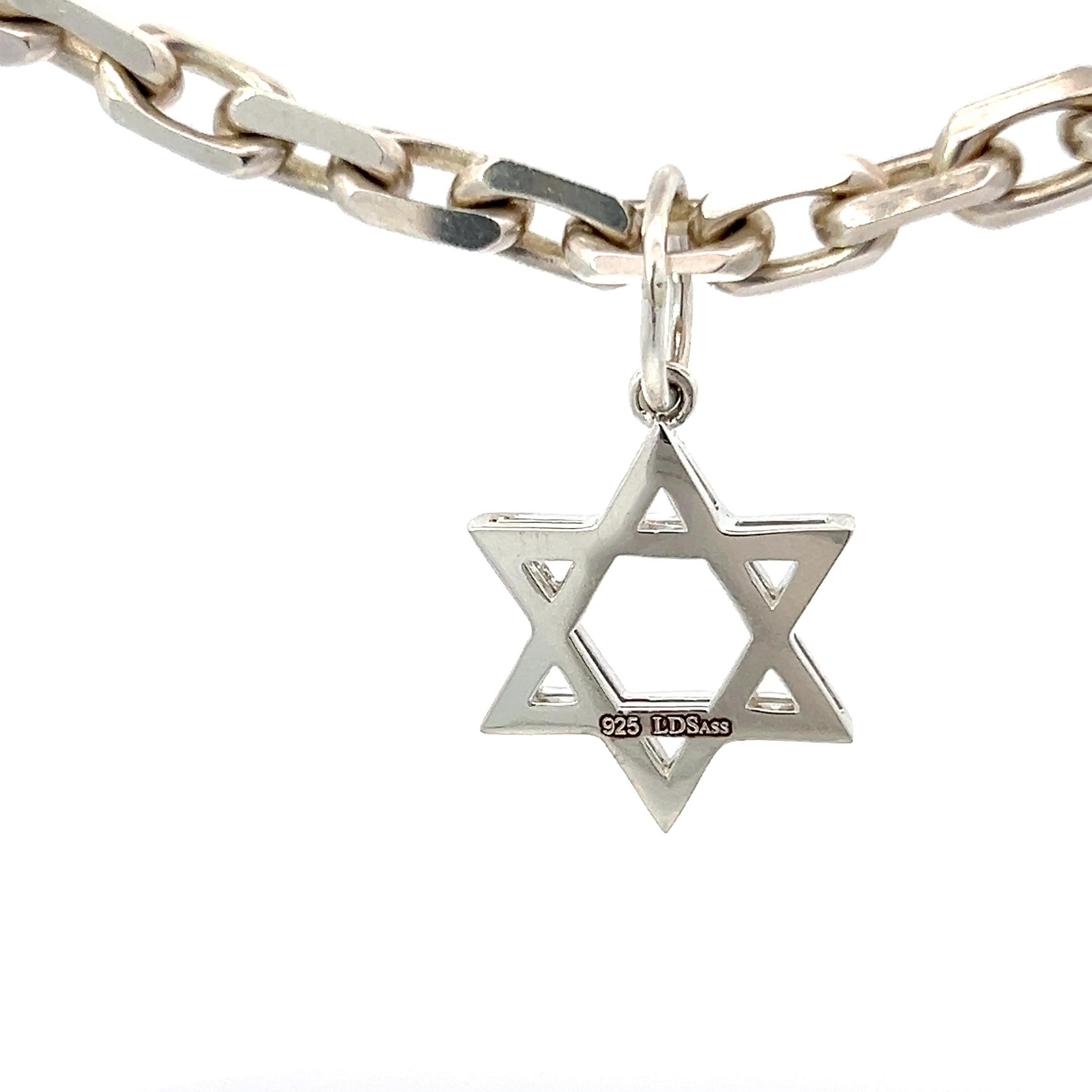 Stella di David in argento sterling di Lois D. A. Design In condizioni Nuovo in vendita a New York, NY
