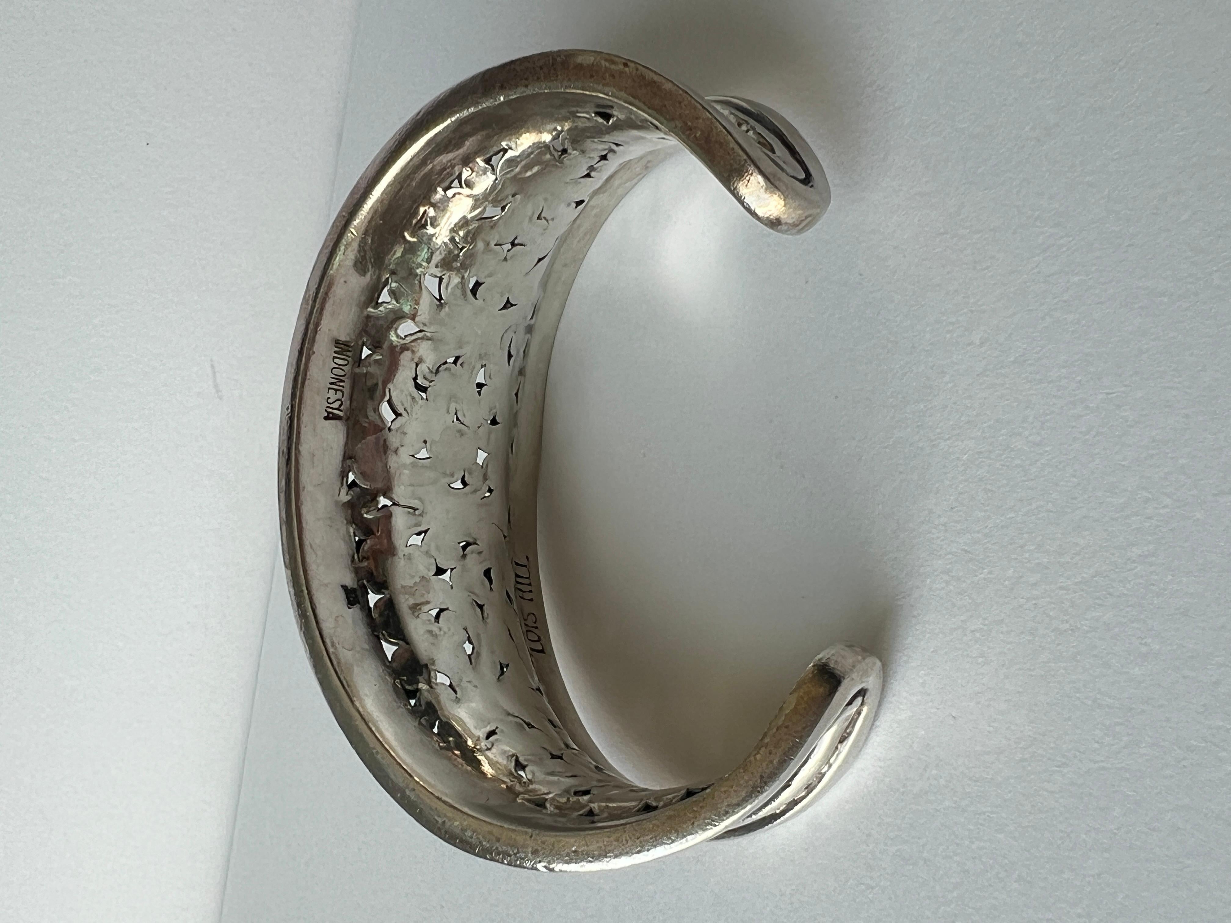 Women's Lois Hill Sterling Silver Caviar Bangle For Sale