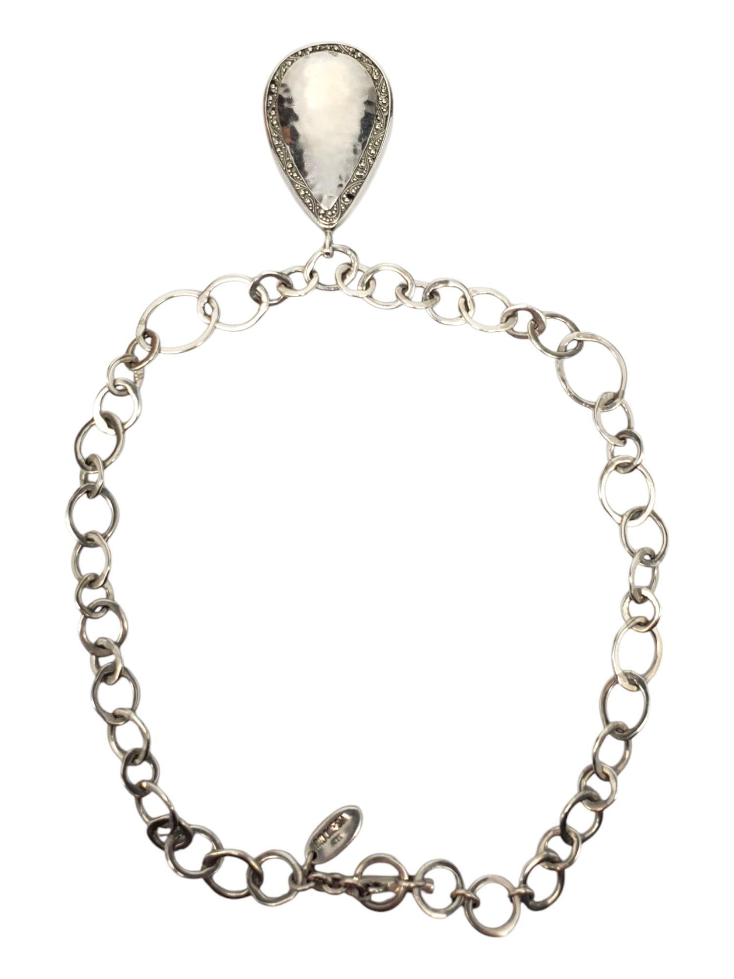 Lois Hill Sterling Silber gehämmert Teardrop Link Anhänger Halskette #21601 im Zustand „Gut“ im Angebot in Washington Depot, CT