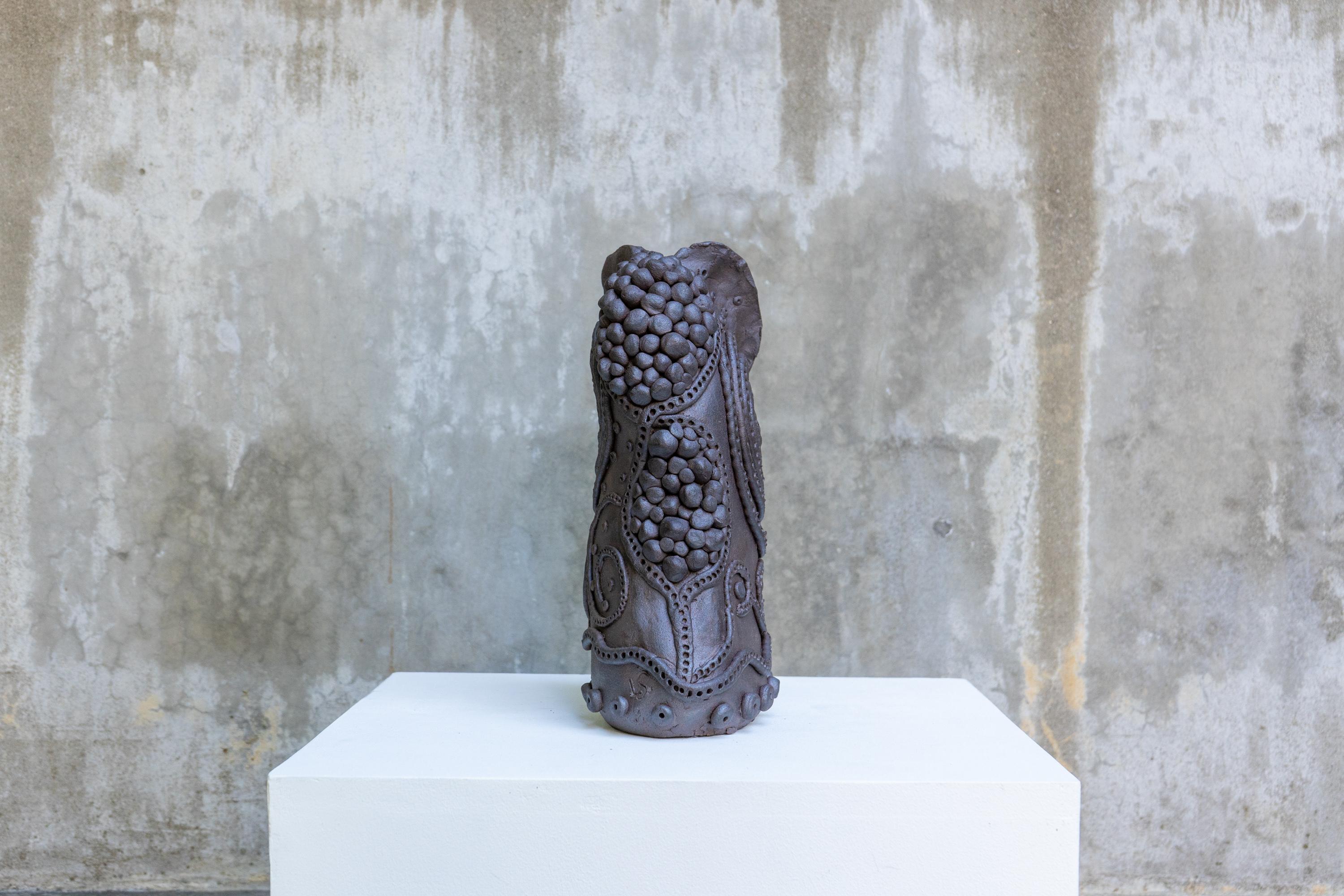 Céramique Lois Samuels, « Portrait n° 10 » en vente