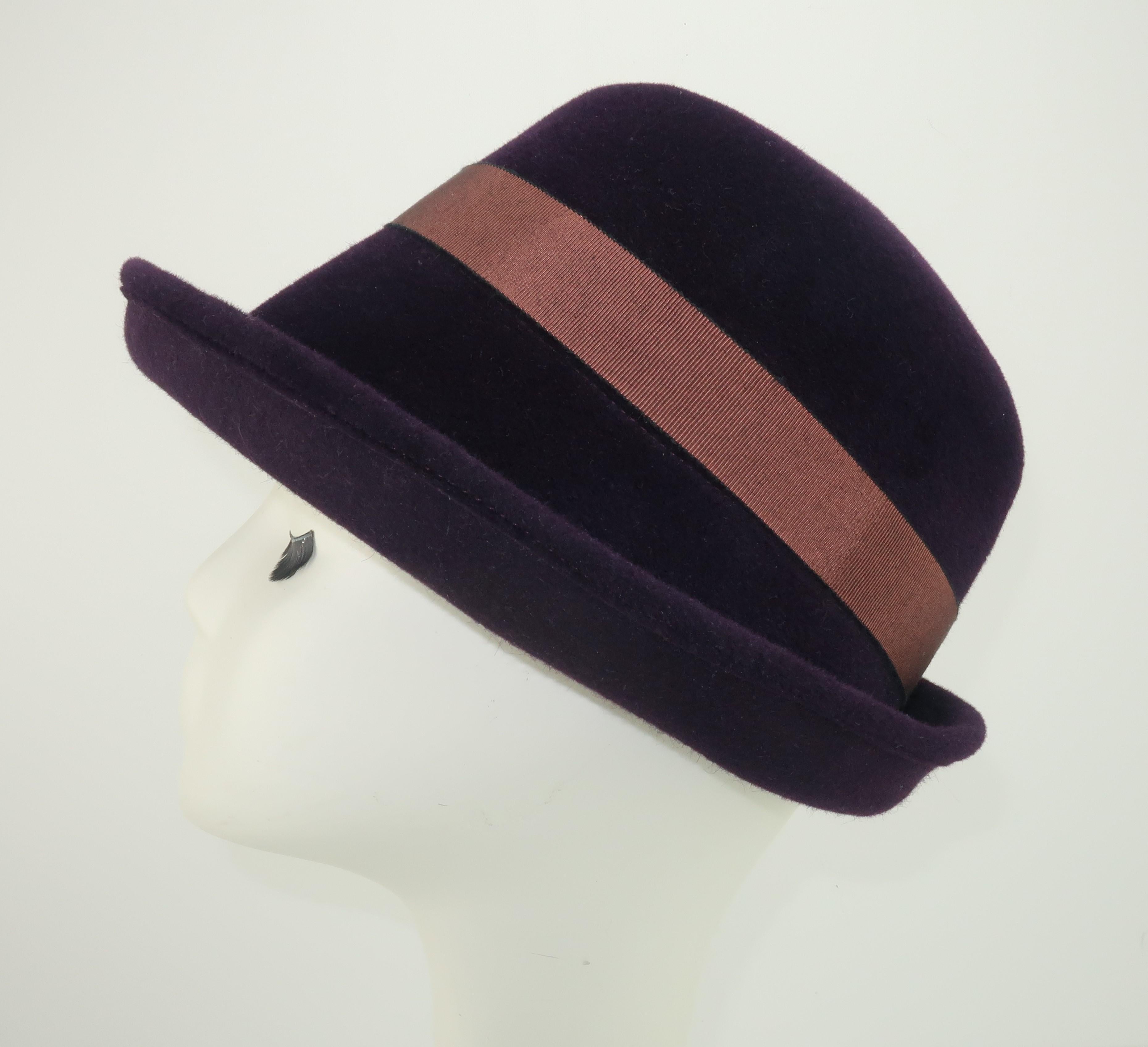 Lola Aubergine Trilby Hat With Feathers C.2000 In Good Condition In Atlanta, GA