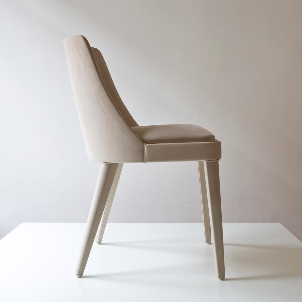 italien Lola Beige Upholstery And Beeche Wood Chair Without Armrests by Casa Casati en vente