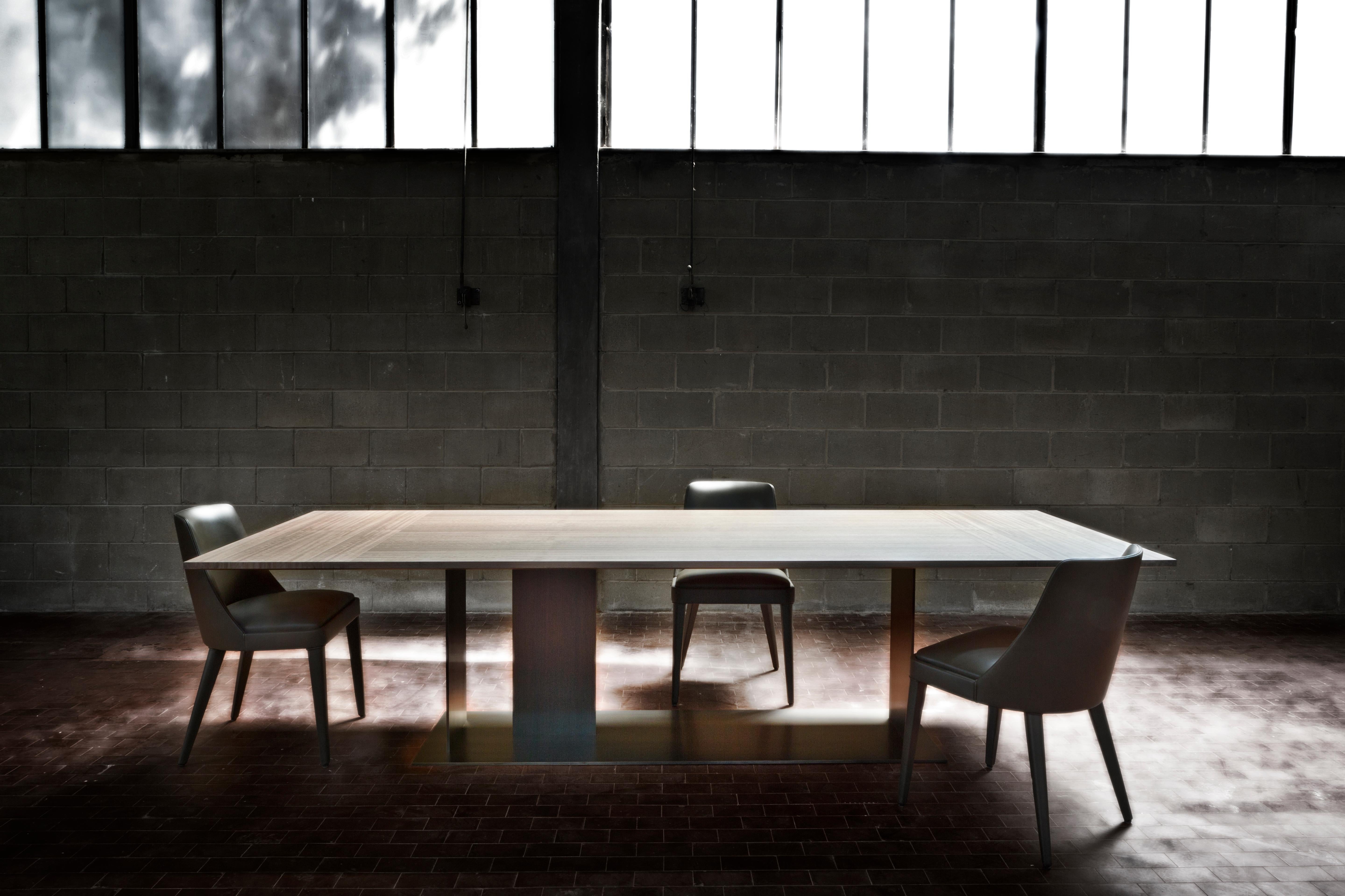 Silla Tapizada Marrón Oscuro 80 Y Madera De Haya Con Reposabrazos by Casa Casati Otro en venta