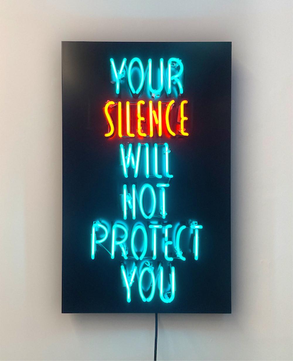 Sculpture au néon « Your Silence Will Not Protect You » d'Audre Lorde, édition 8 sur 10