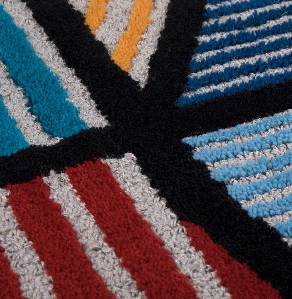 Modern Lola Rug in Hand-Tufted Wool and Botanical Silk by Rug'Society For Sale