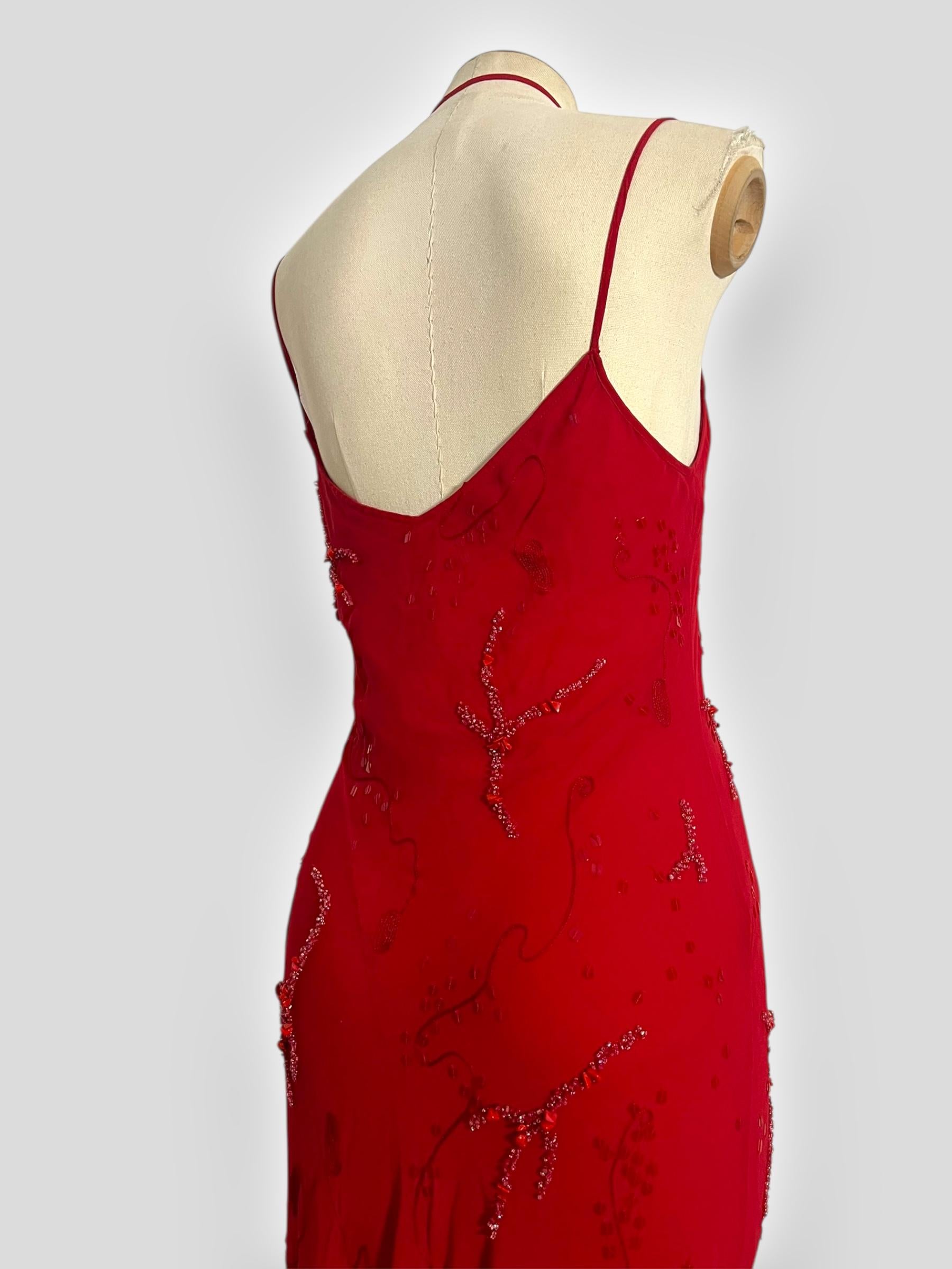 Lolita Lempicka - Robe dos nu en soie rouge perlée, printemps/été 2001 Pour femmes en vente